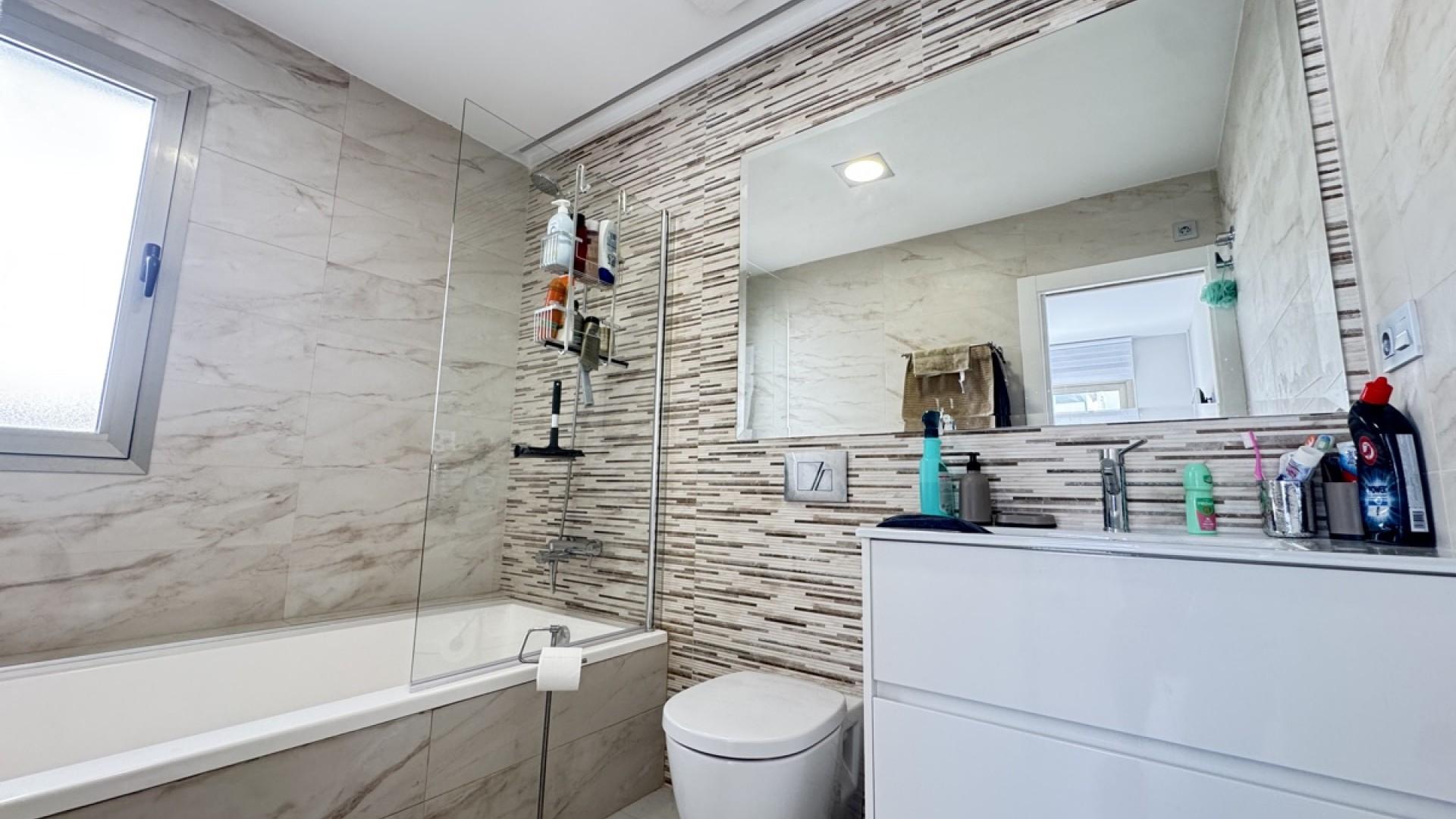 Resale - Freistehende Villa -
Villamartín