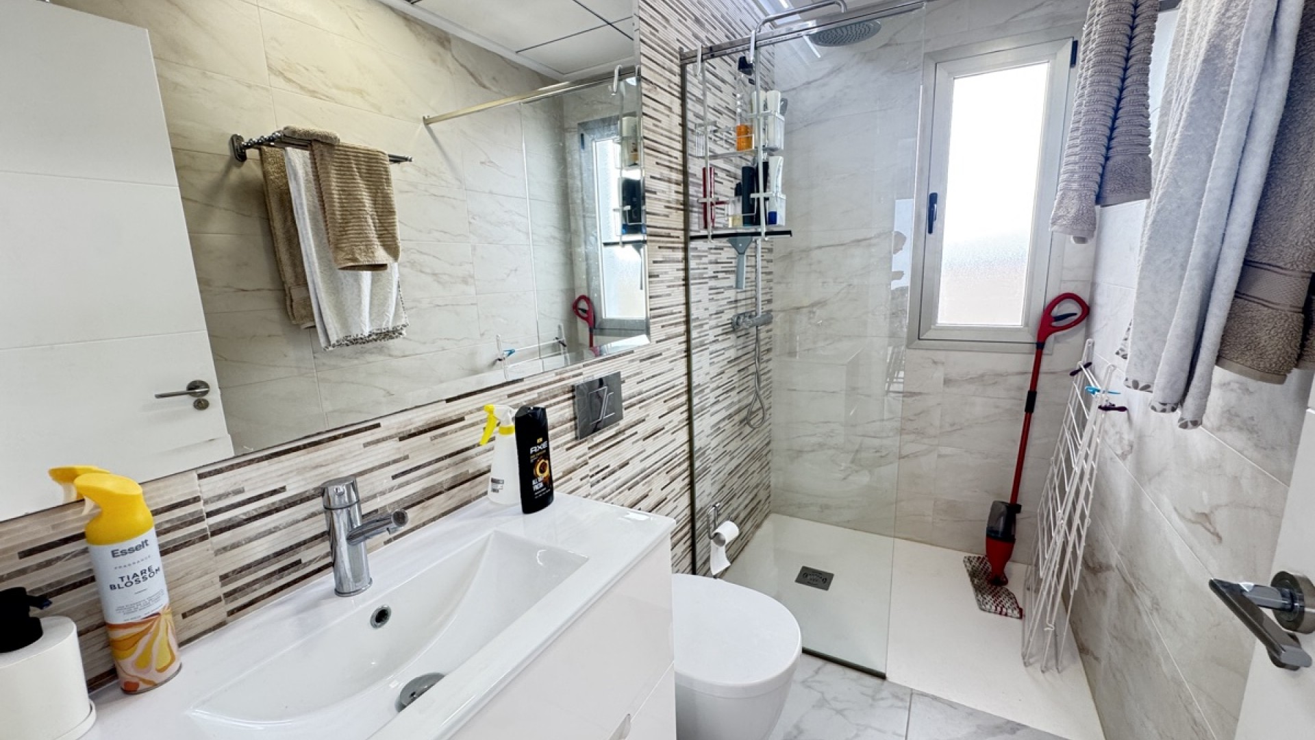 Resale - Freistehende Villa -
Villamartín