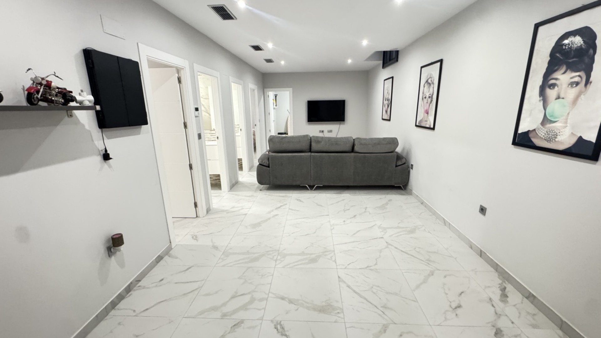 Resale - Freistehende Villa -
Villamartín