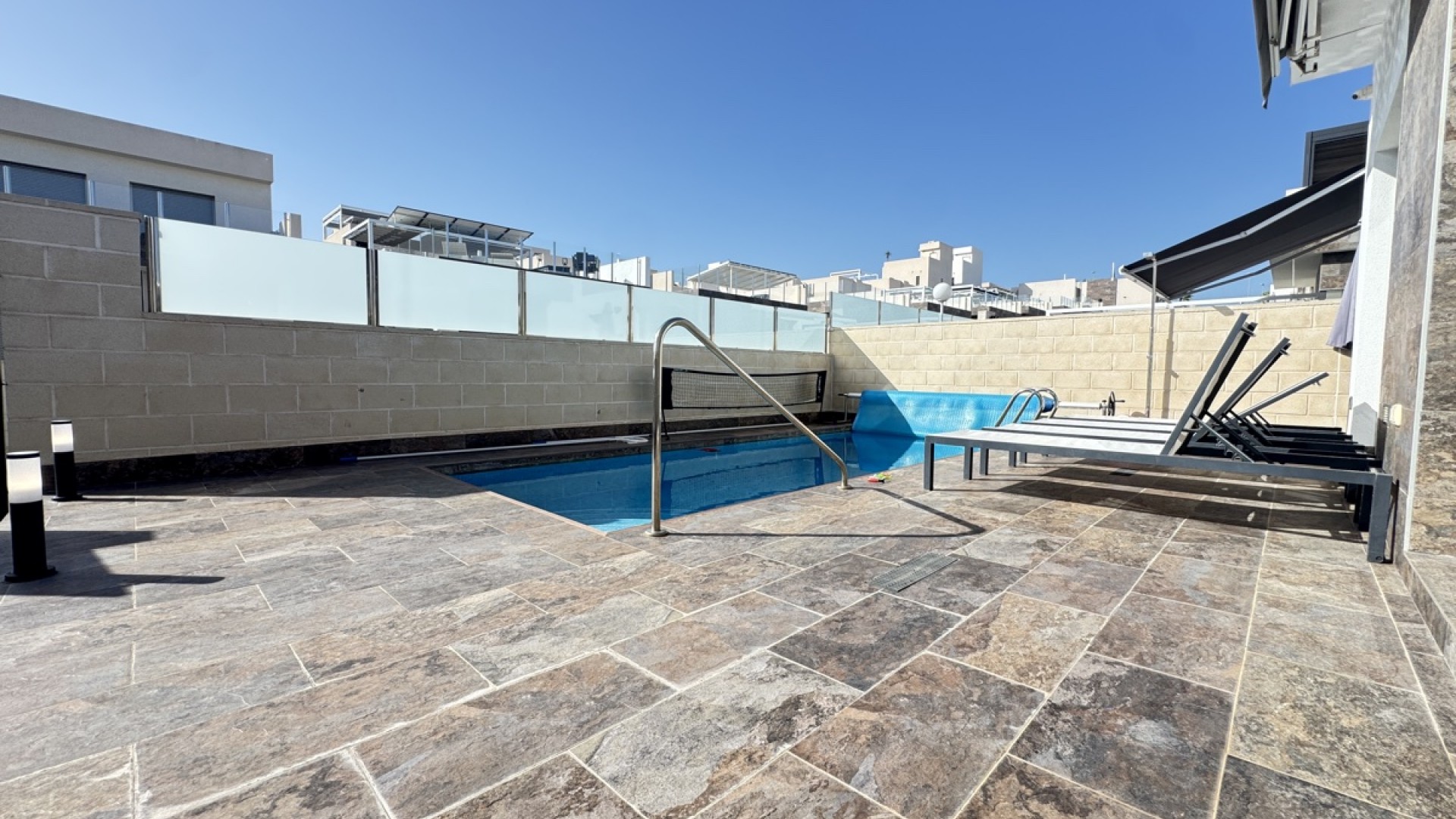 Resale - Freistehende Villa -
Villamartín