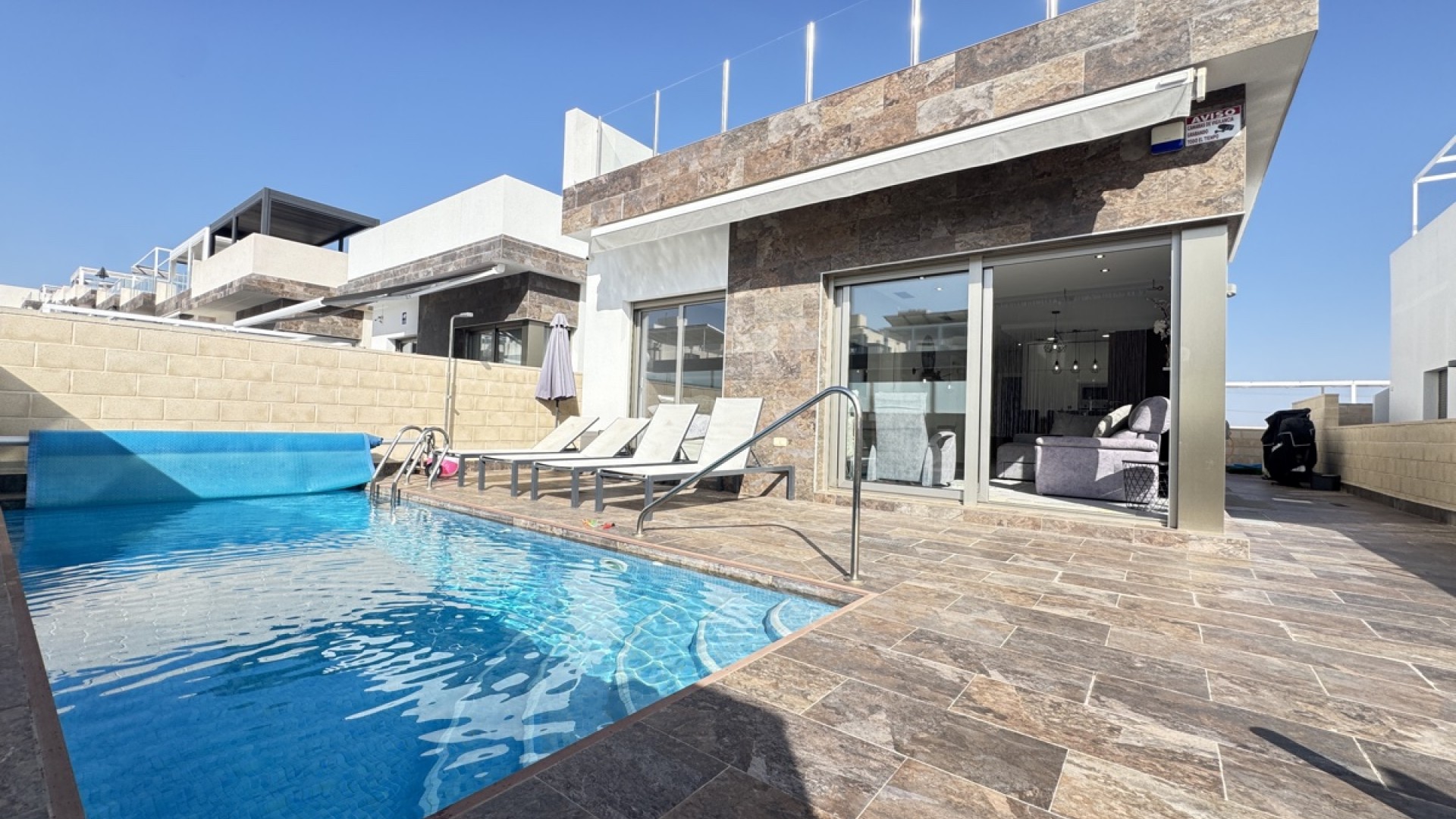 Resale - Freistehende Villa -
Villamartín