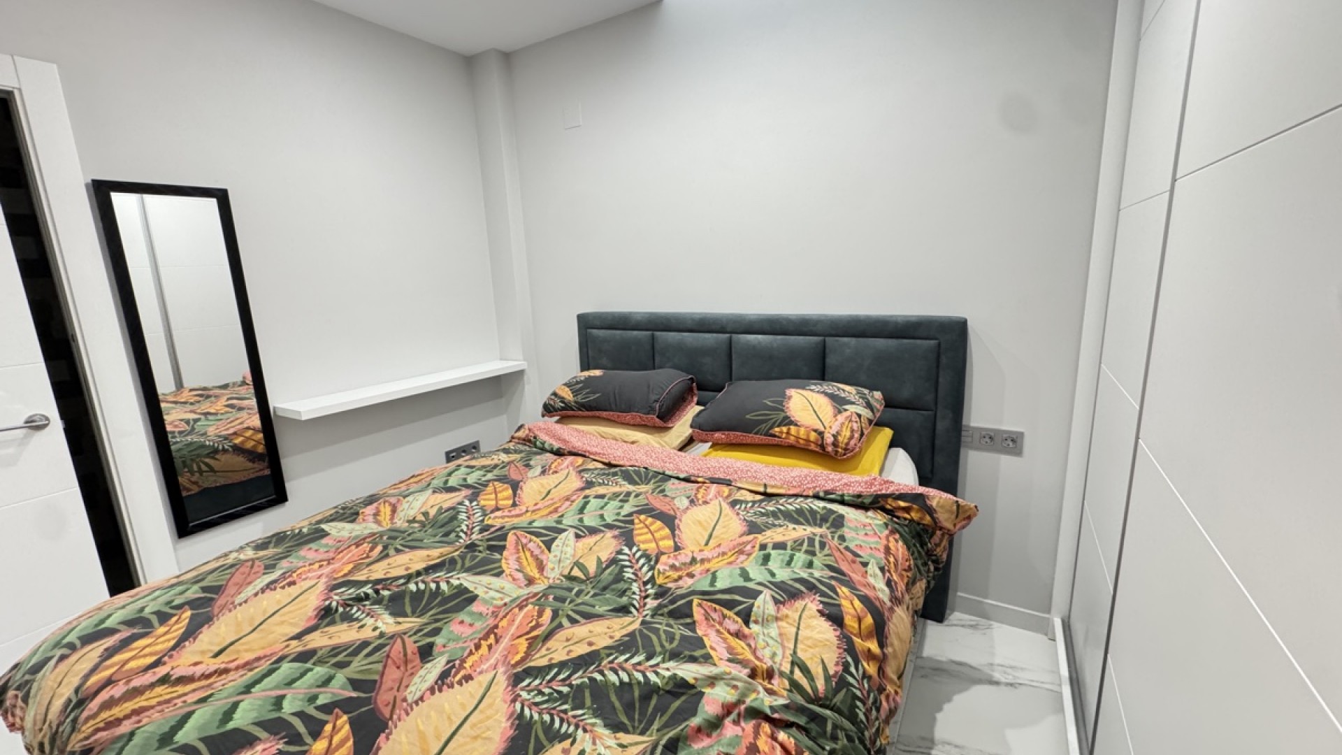 Resale - Freistehende Villa -
Villamartín