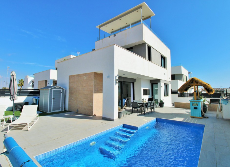 Resale - Freistehende Villa -
Villamartín