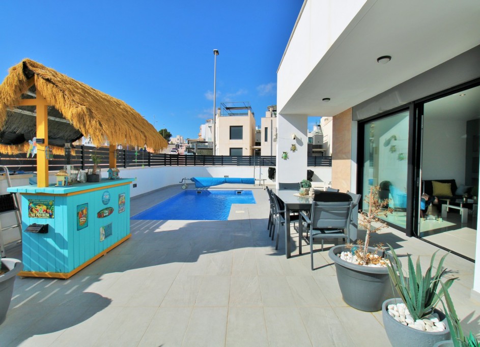 Resale - Freistehende Villa -
Villamartín