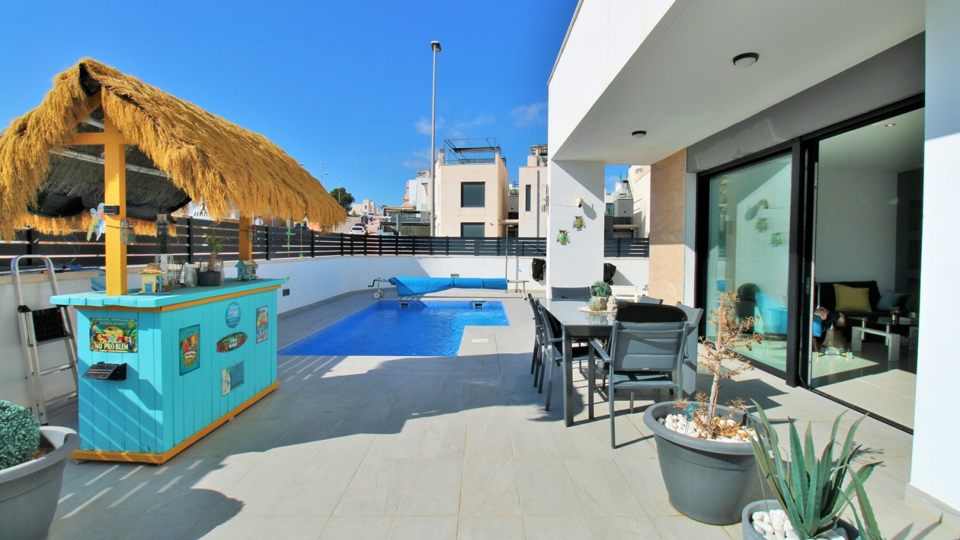 Resale - Freistehende Villa -
Villamartín