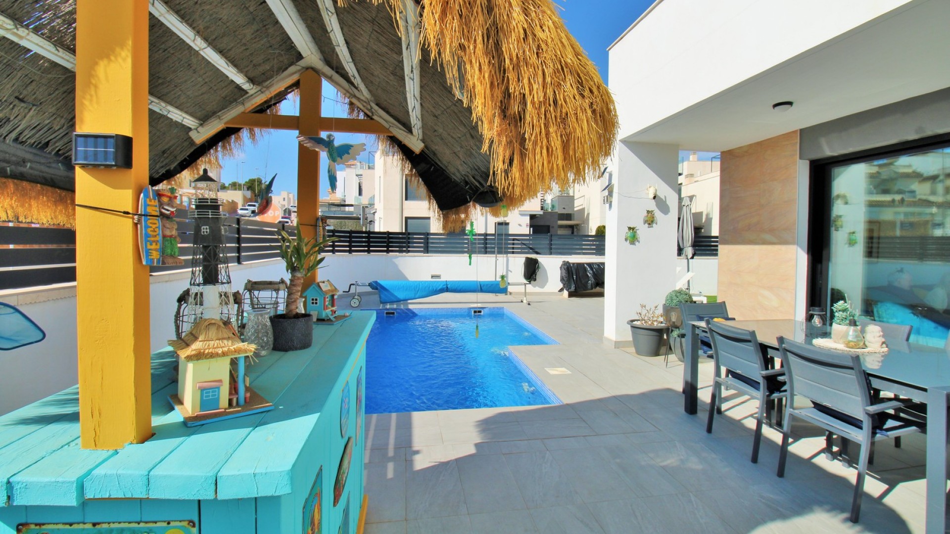 Resale - Freistehende Villa -
Villamartín