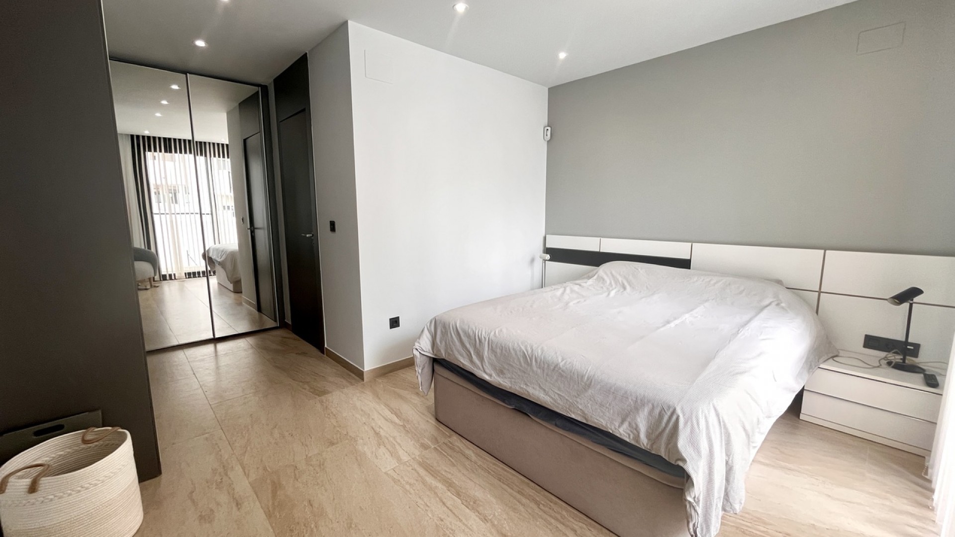 Resale - Freistehende Villa -
Villamartín