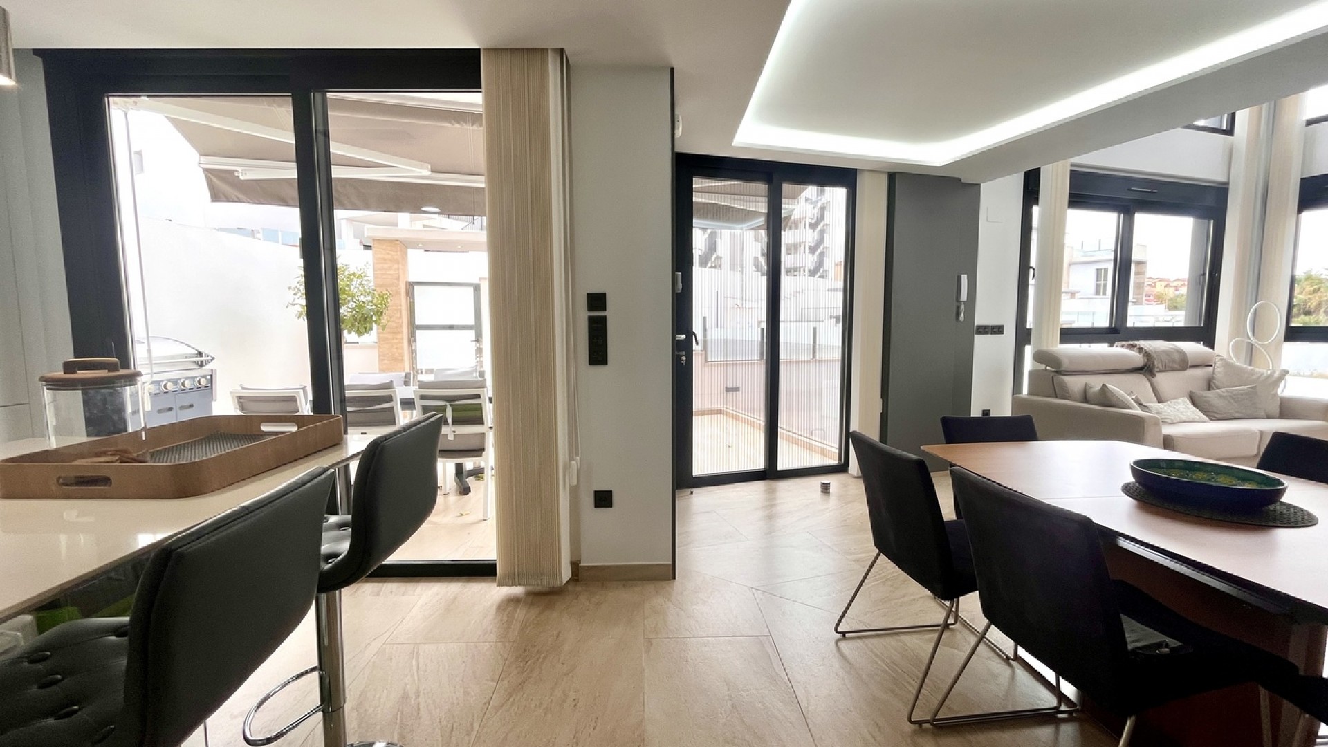 Resale - Freistehende Villa -
Villamartín