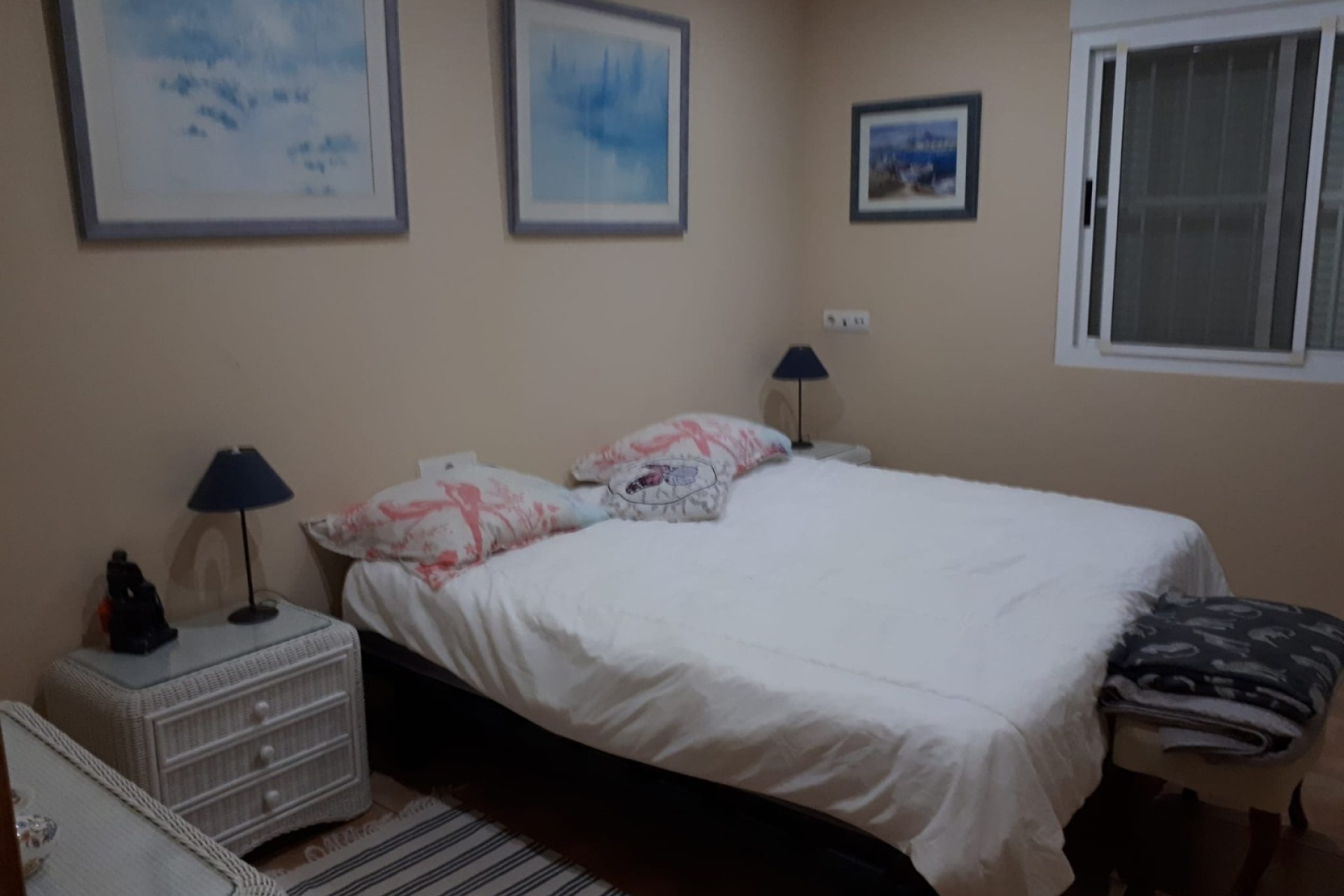 Resale - Freistehende Villa -
Villena - Inland