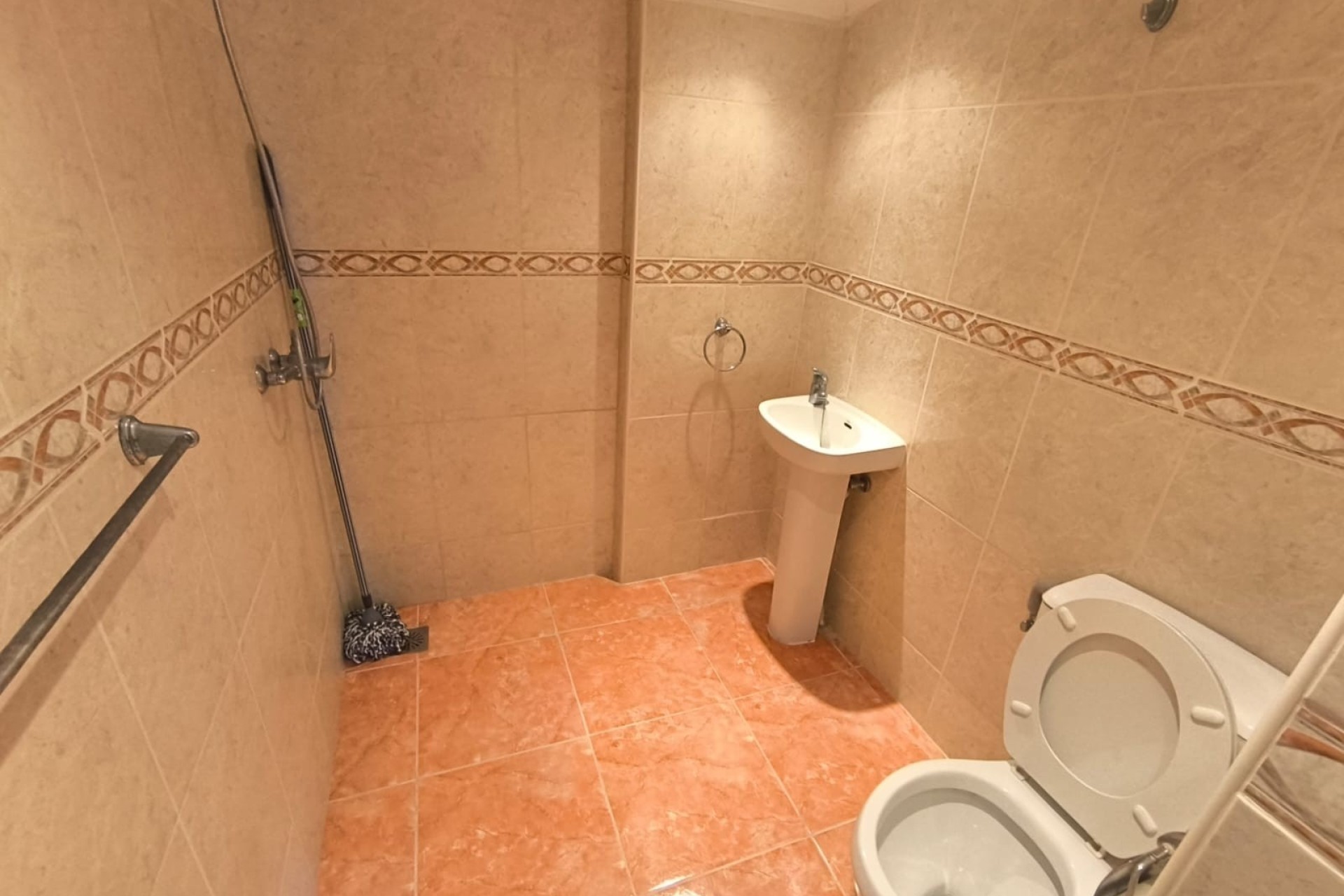 Resale - Freistehende Villa -
Villena - Inland