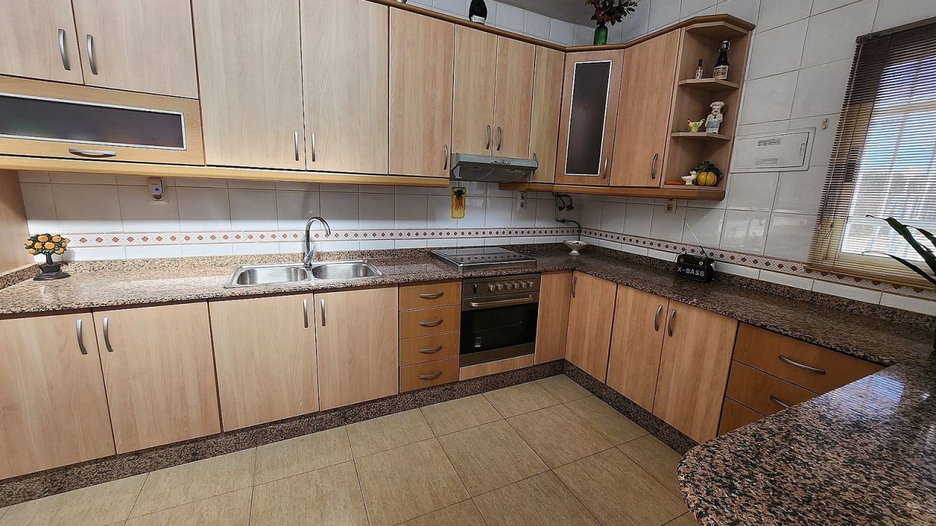 Resale - Freistehende Villa -
Villena