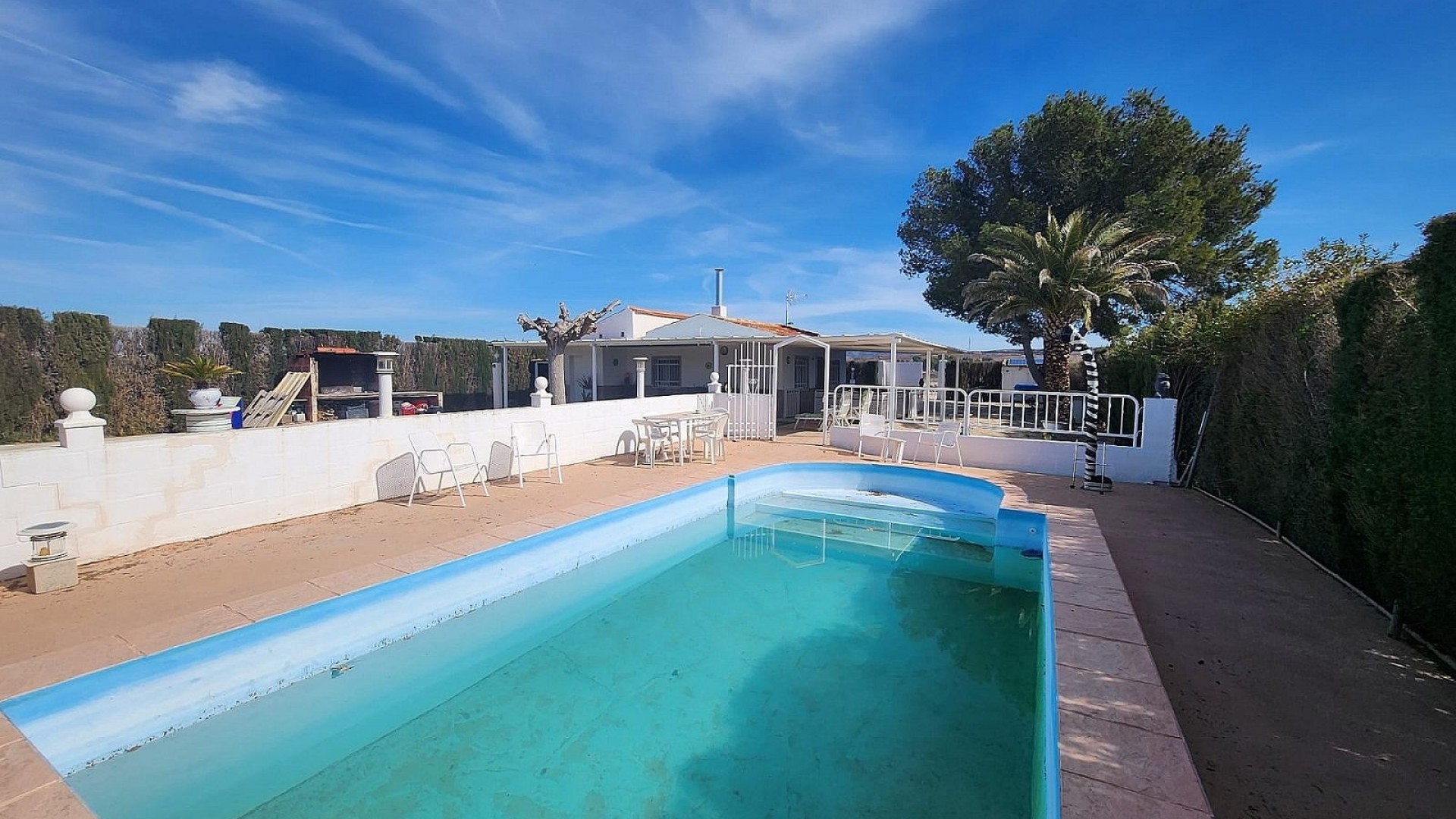 Resale - Freistehende Villa -
Villena