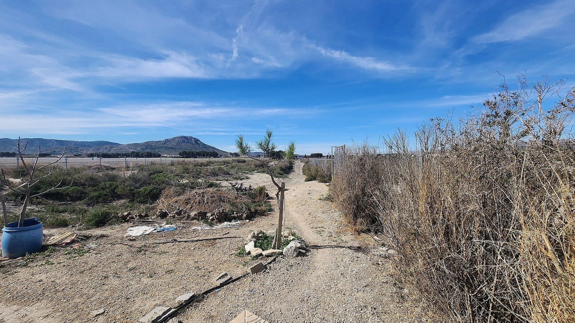 Resale - Freistehende Villa -
Villena