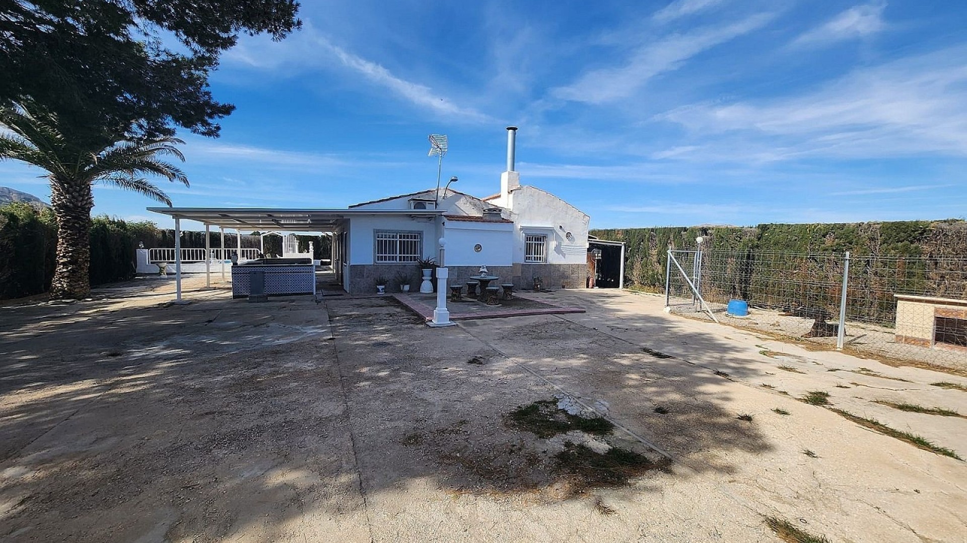 Resale - Freistehende Villa -
Villena