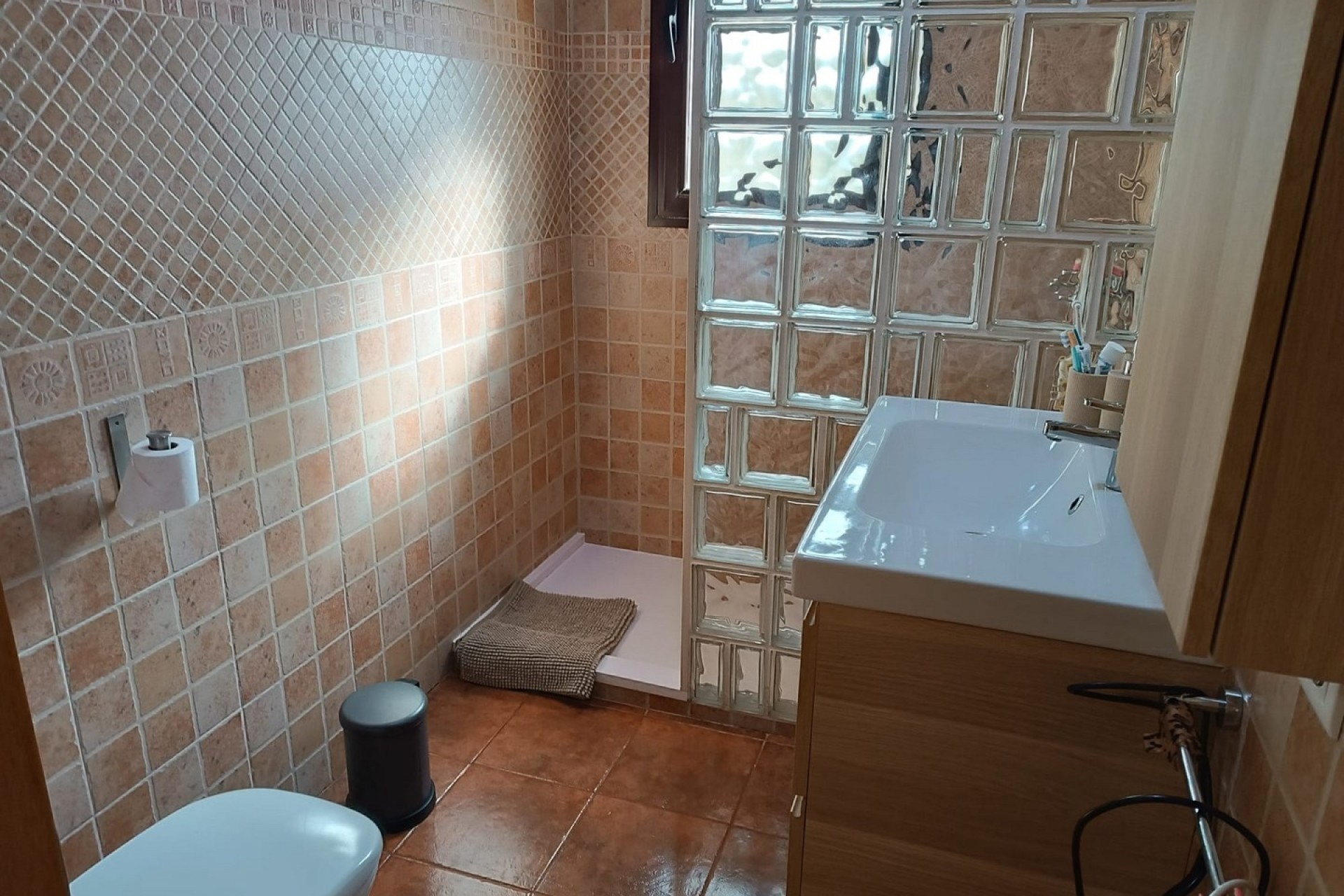 Resale - Freistehende Villa -
Yecla - Inland