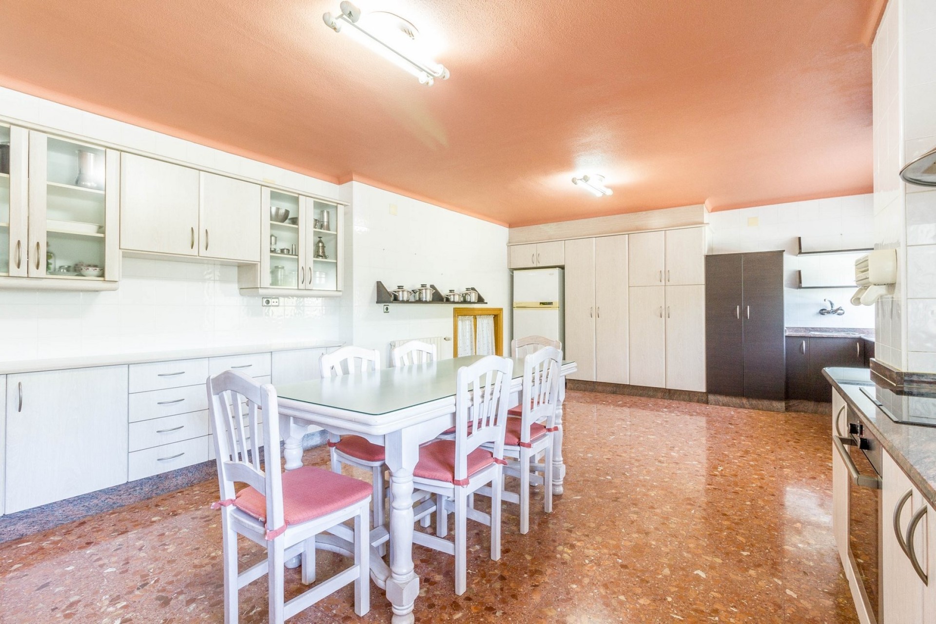 Resale - Freistehende Villa -
Yecla - Inland