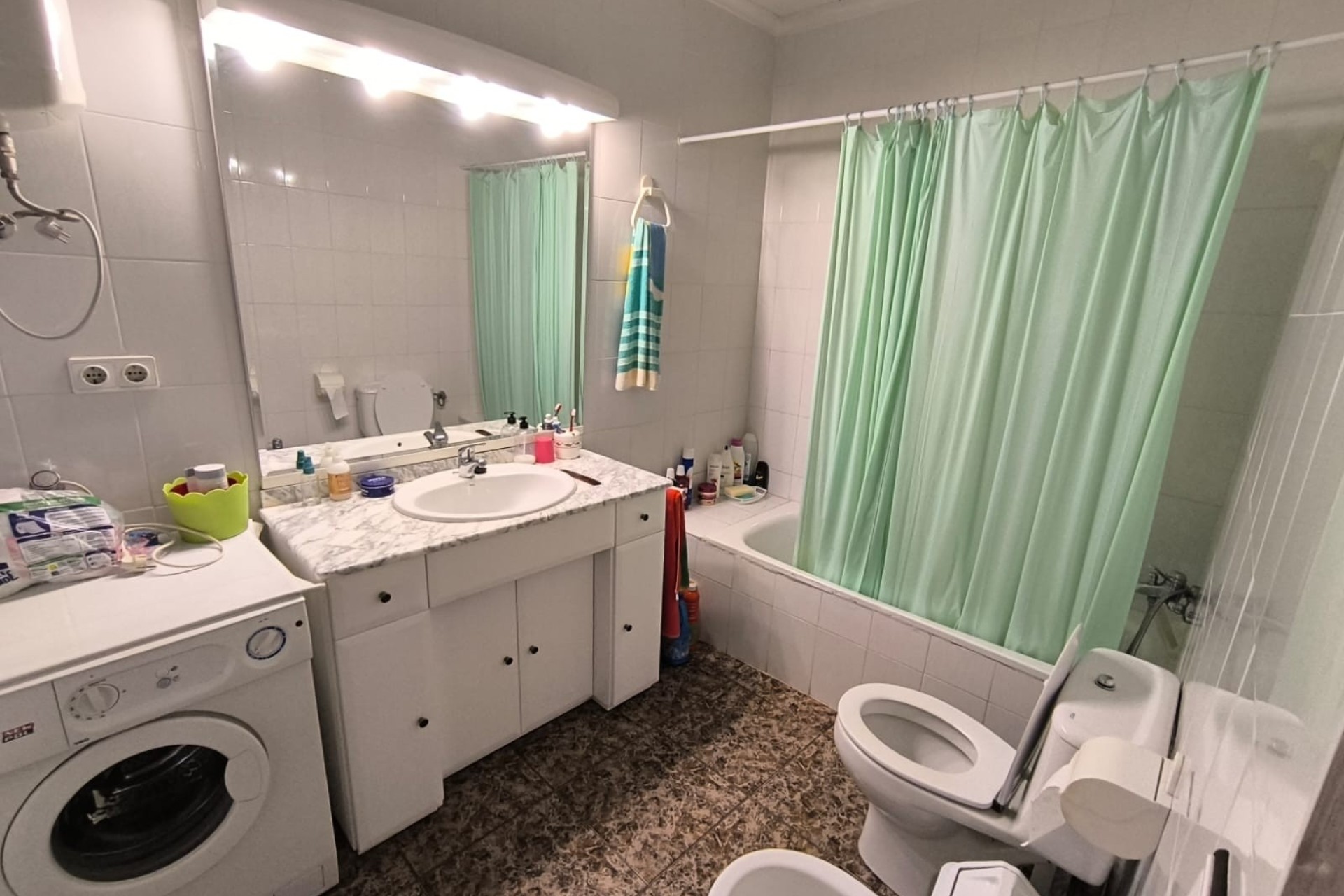 Resale - Freistehende Villa -
Yecla - Inland