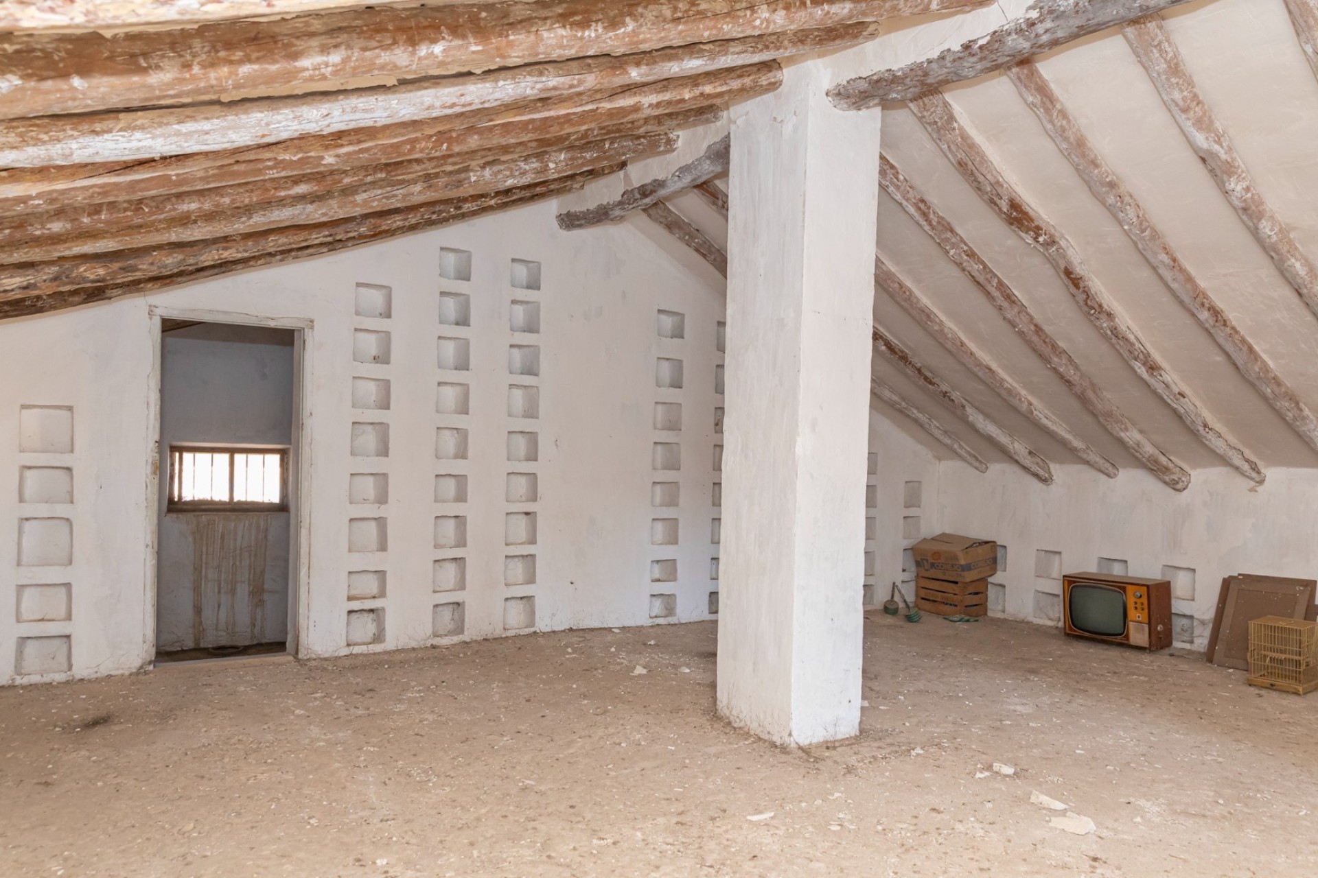 Resale - Freistehende Villa -
Yecla - Inland