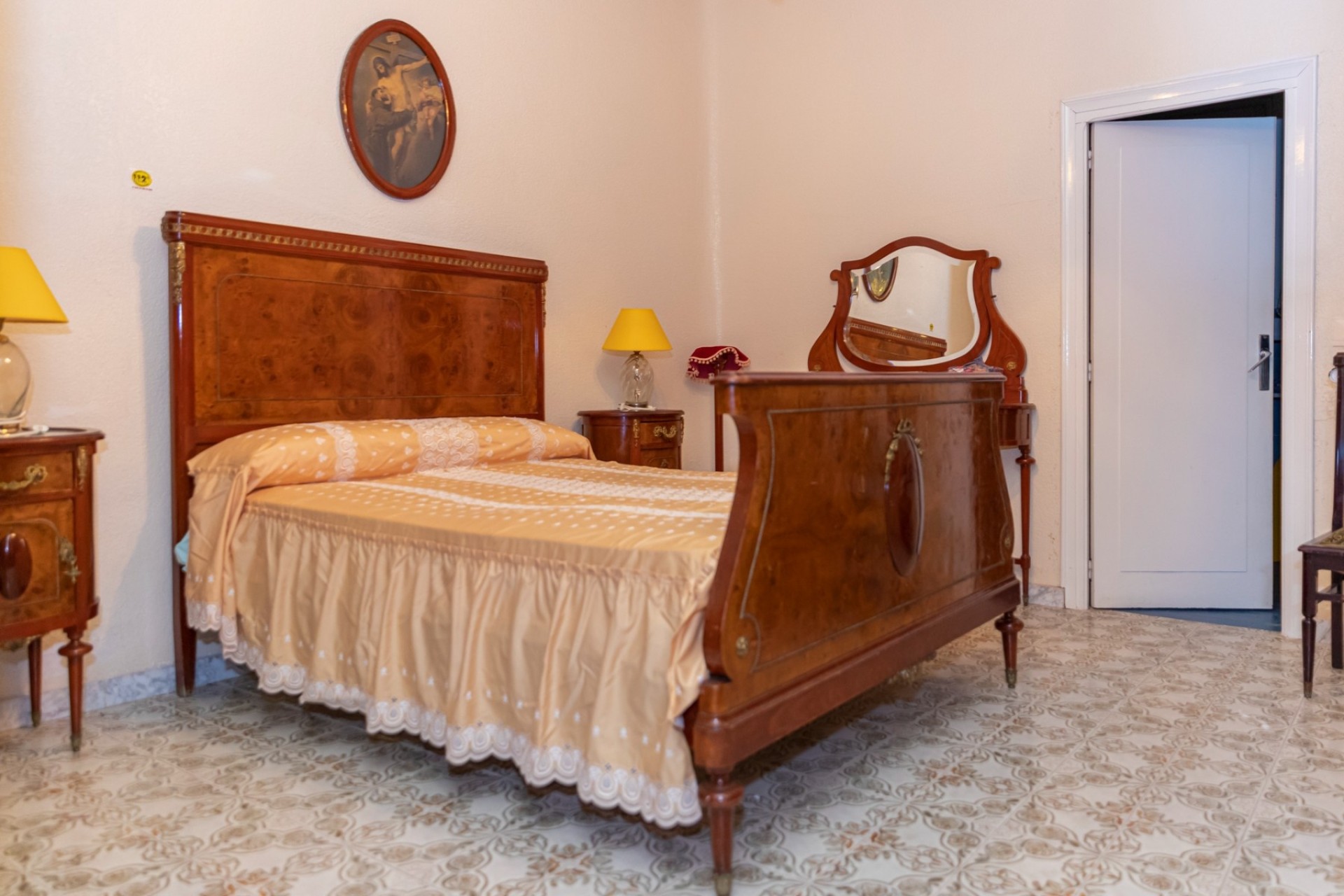 Resale - Freistehende Villa -
Yecla - Inland