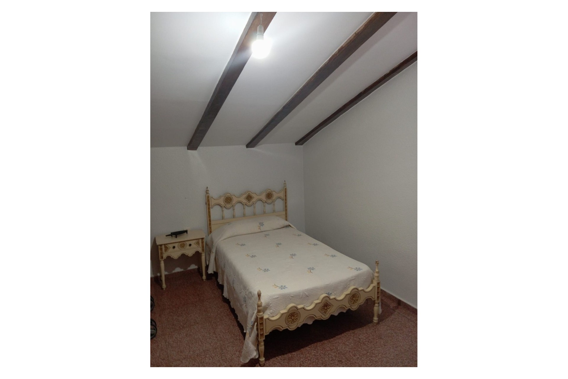 Resale - Freistehende Villa -
Yecla - Inland