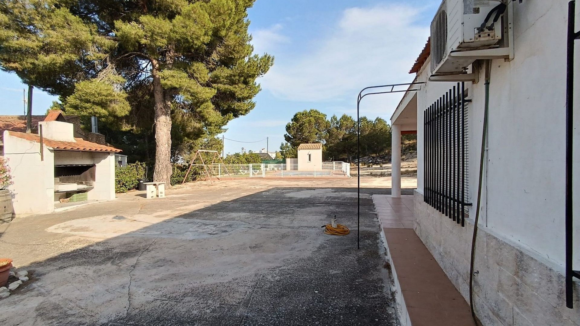 Resale - Freistehende Villa -
Yecla