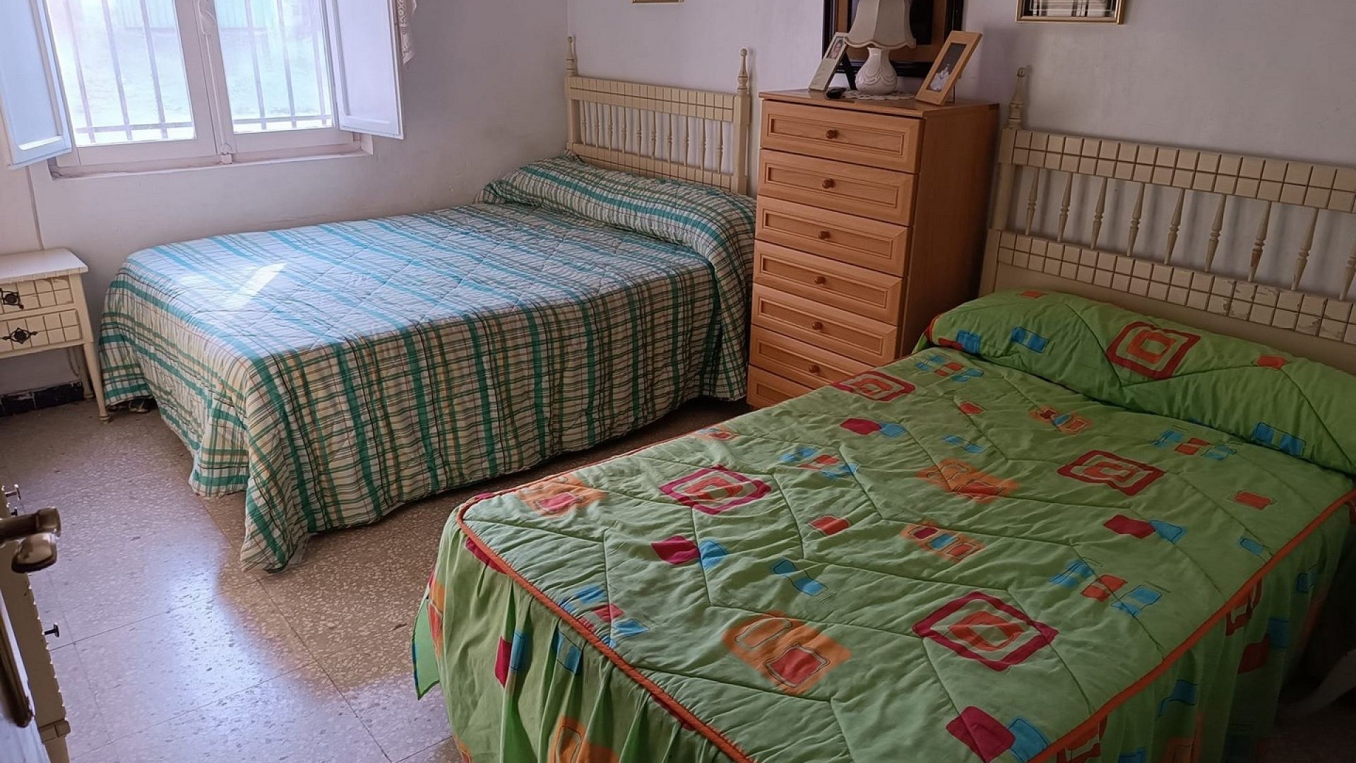 Resale - Freistehende Villa -
Yecla