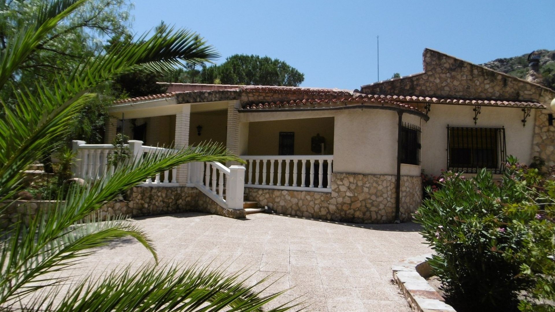 Resale - Freistehende Villa -
Yecla