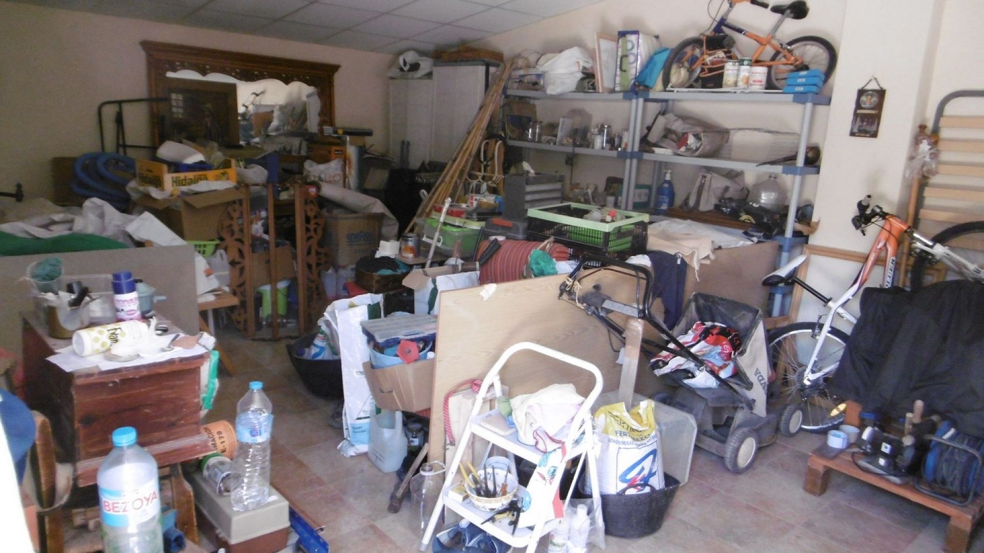 Resale - Freistehende Villa -
Yecla