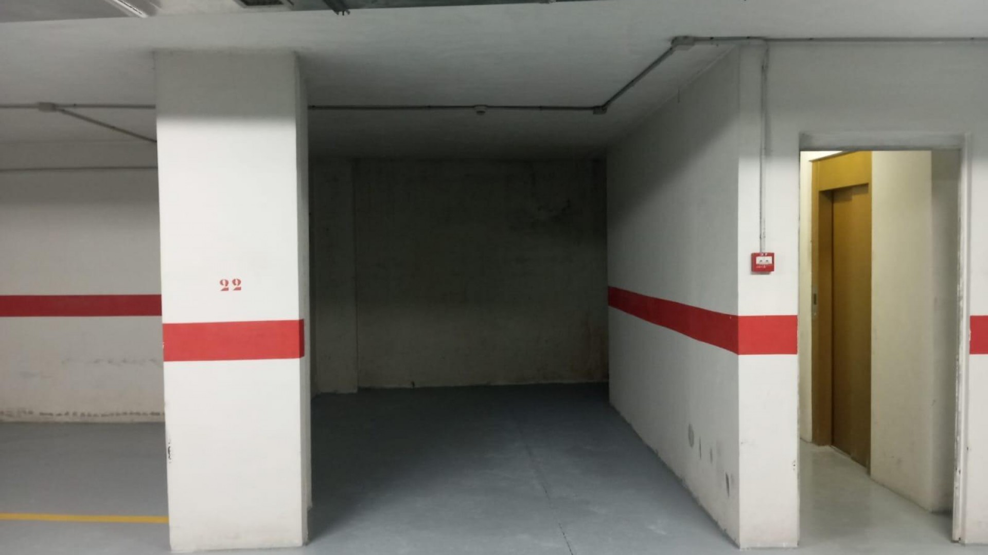 Resale - Garage -
Torrevieja - La Mata