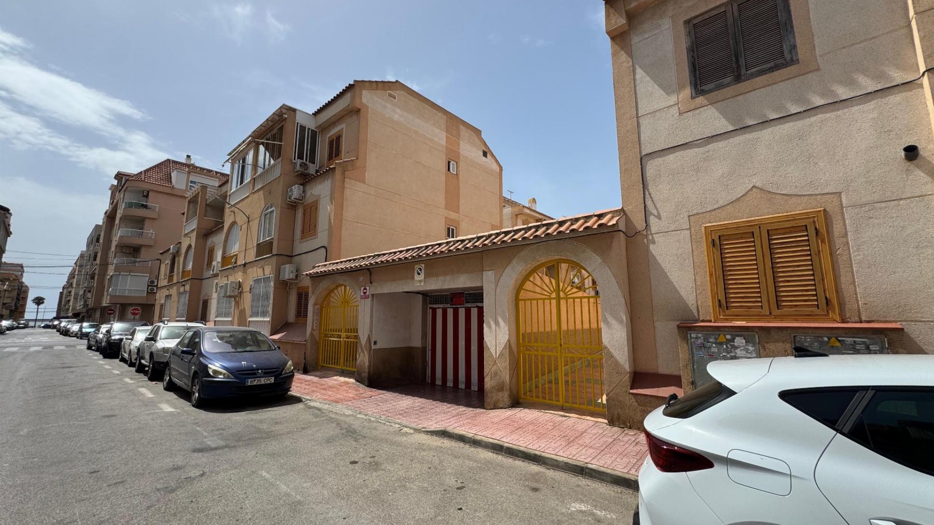 Resale - Garage -
Torrevieja - Playa del Acequión