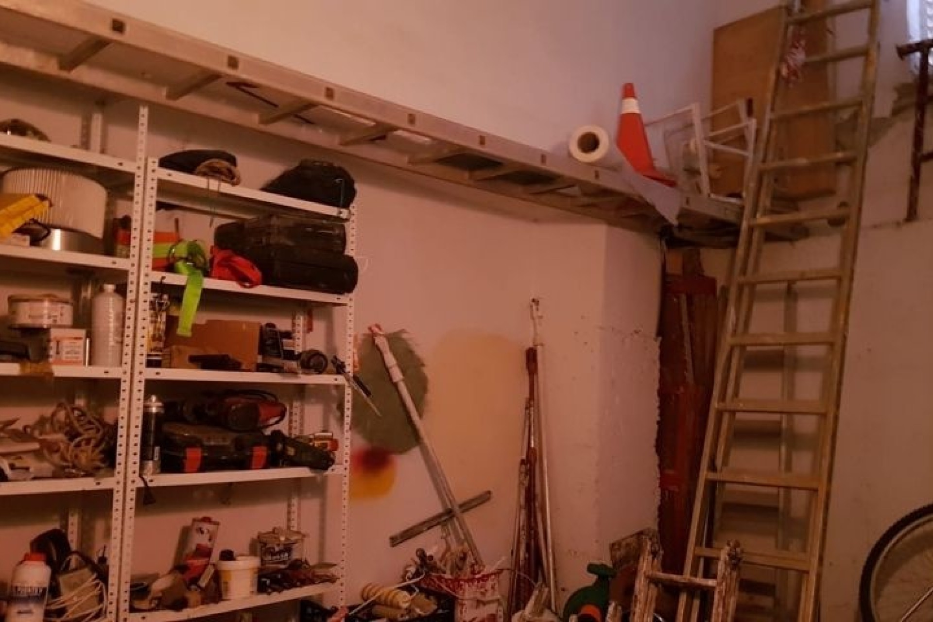 Resale - Garage -
Torrevieja