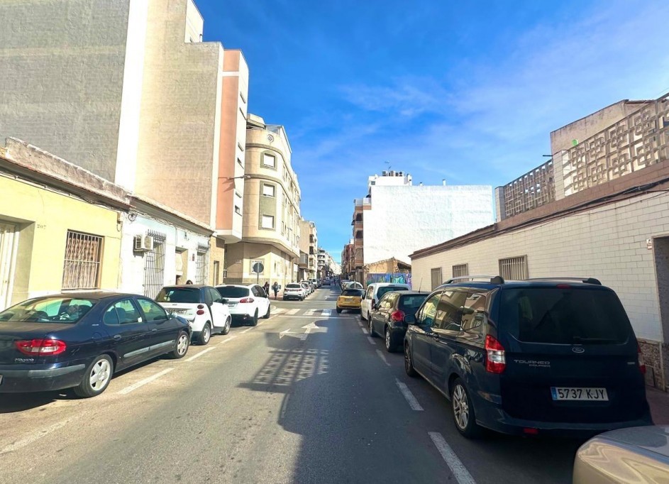 Resale - Grundstück Grundstück -
Torrevieja - torrevieja