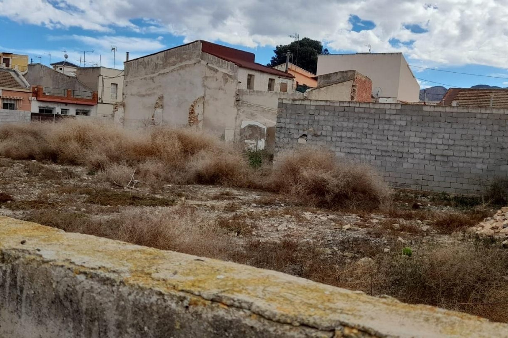 Resale - Grundstück / Land -
Benferri - CENTRO