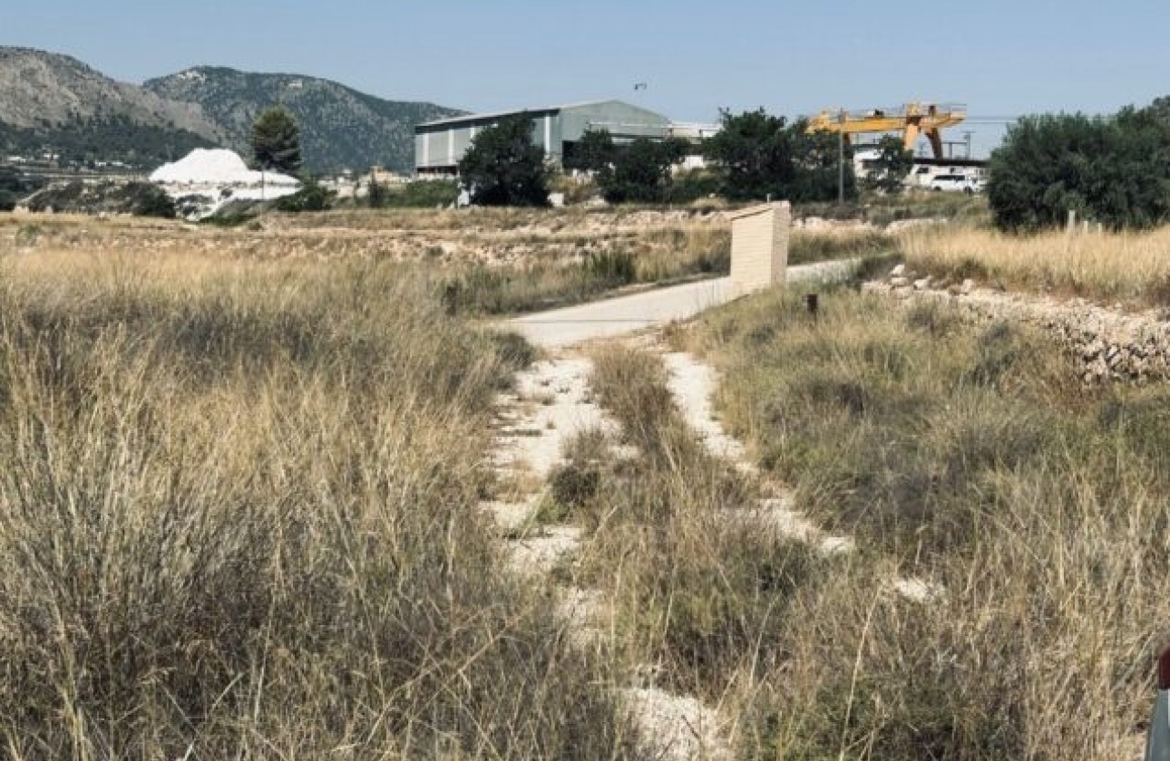 Resale - Grundstück / Land -
La Romana