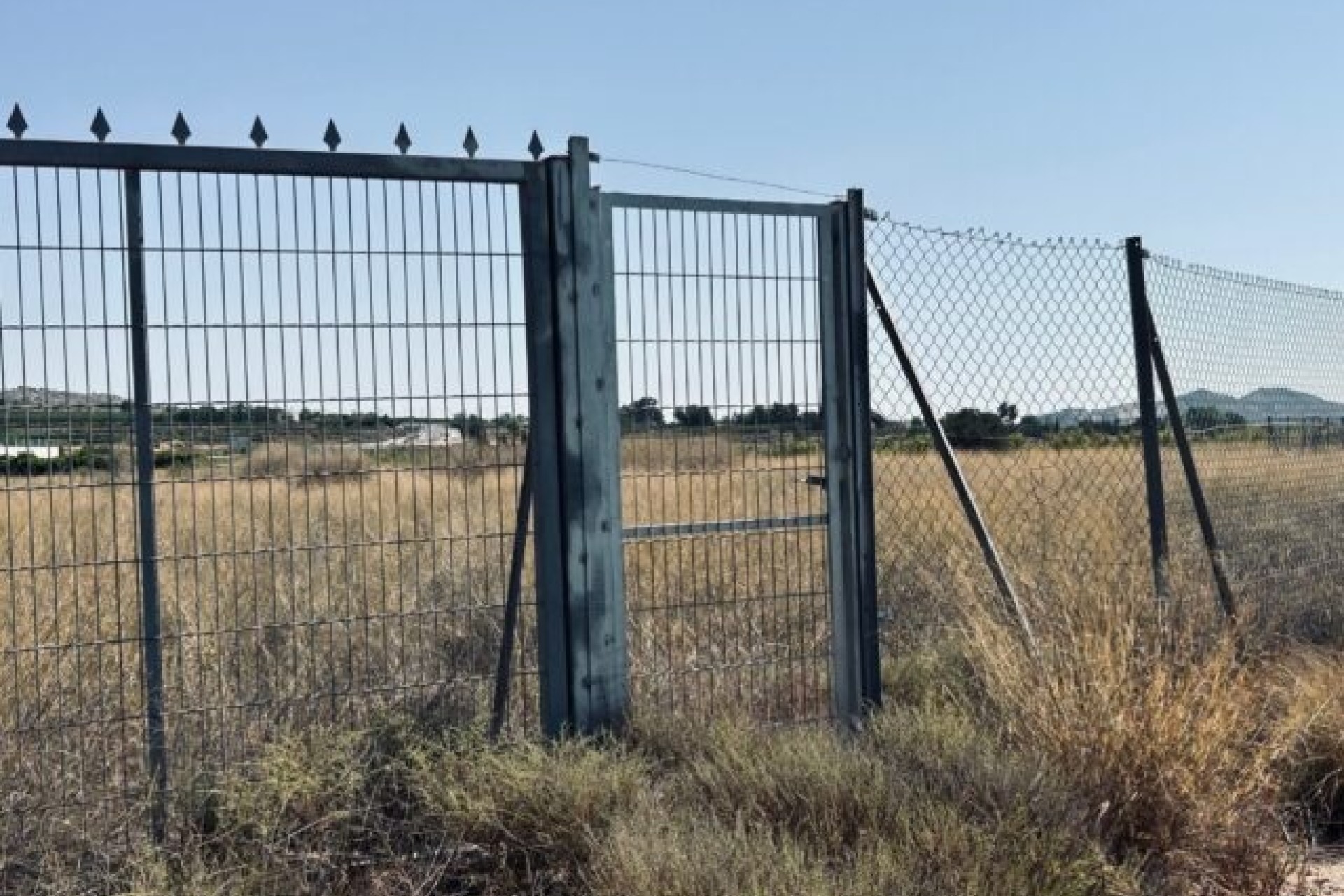 Resale - Grundstück / Land -
La Romana