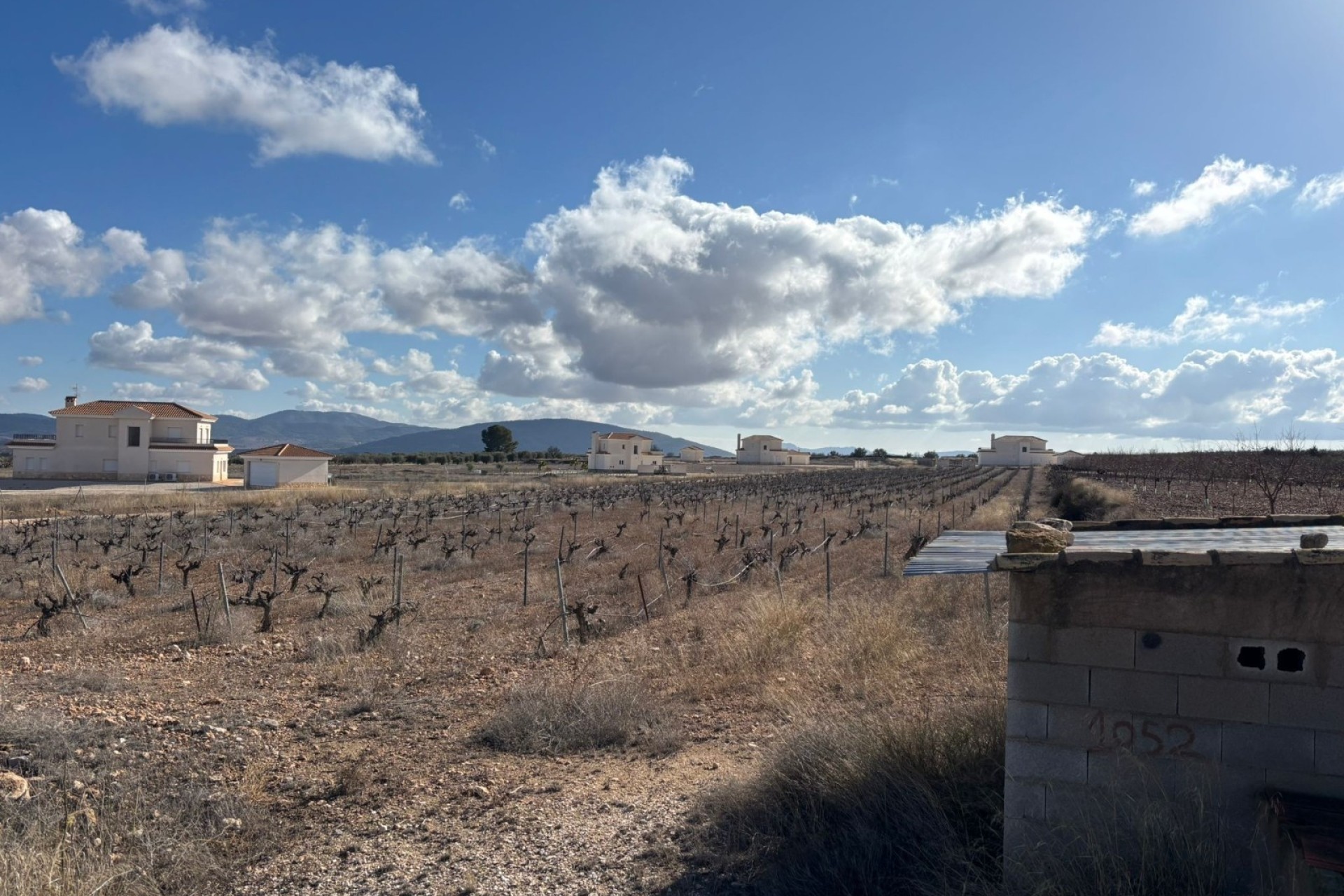 Resale - Grundstück / Land -
Pinoso - el Pinós / Pinoso