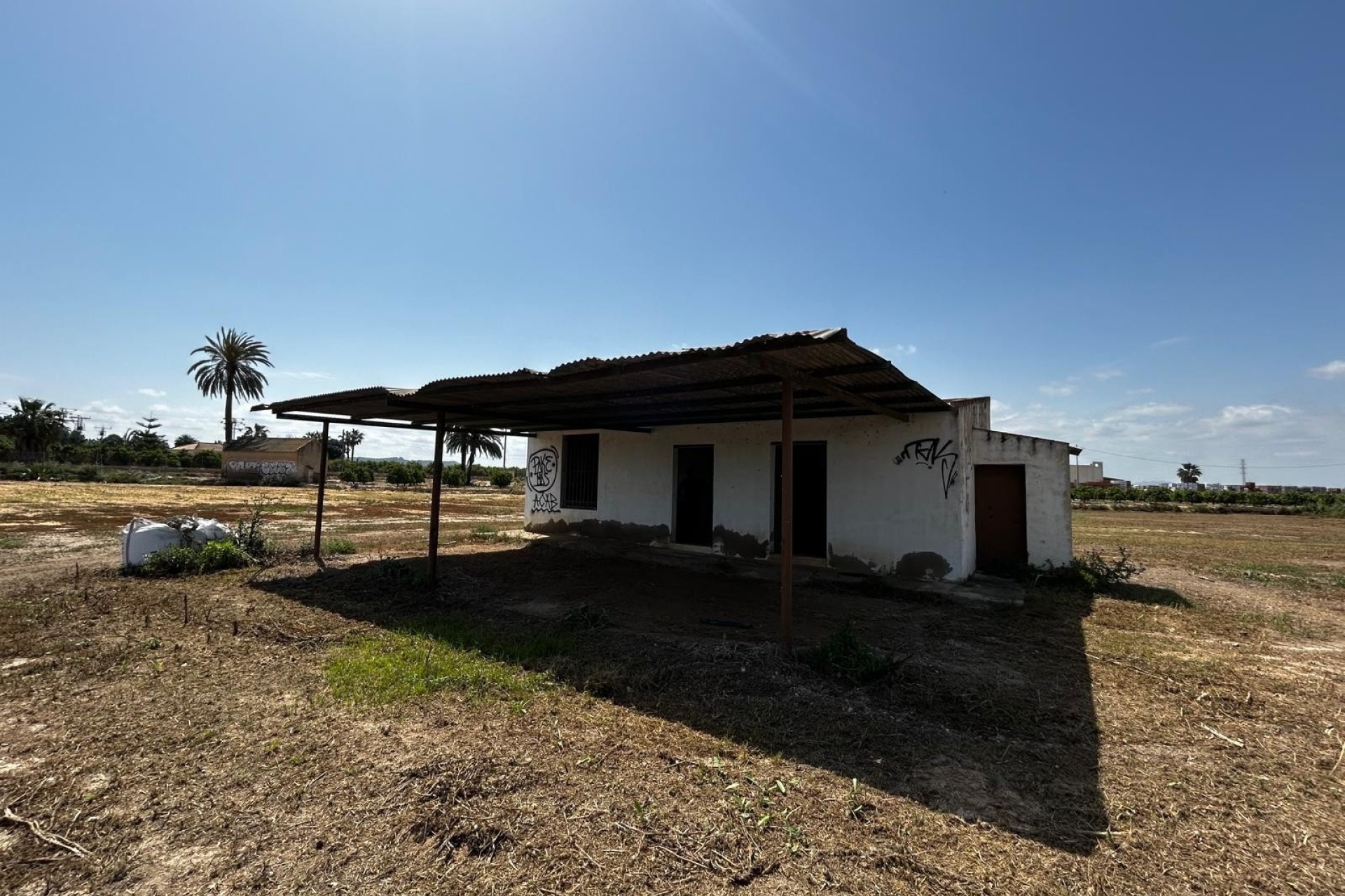 Resale - Grundstück / Land -
San Miguel de Salinas - San Miguel Salinas
