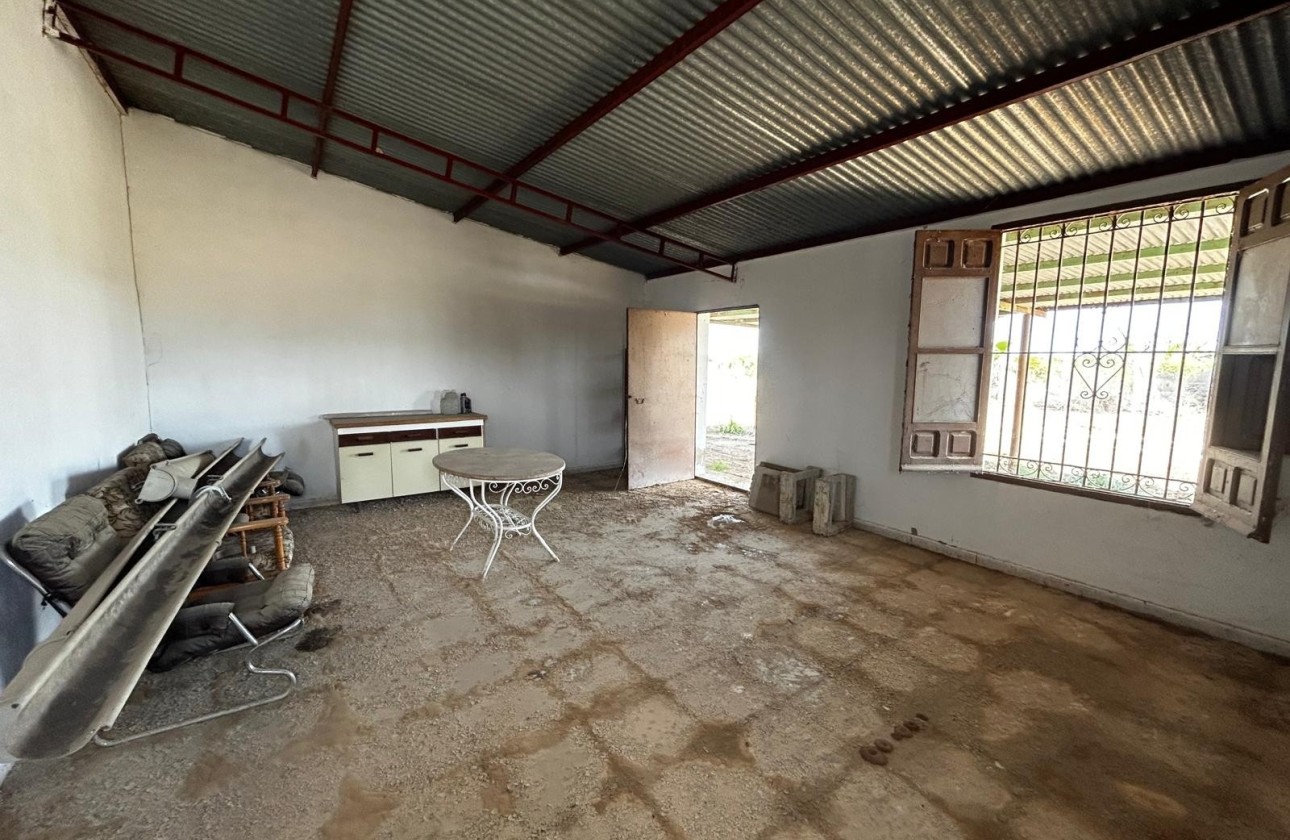Resale - Grundstück / Land -
San Miguel de Salinas - San Miguel Salinas