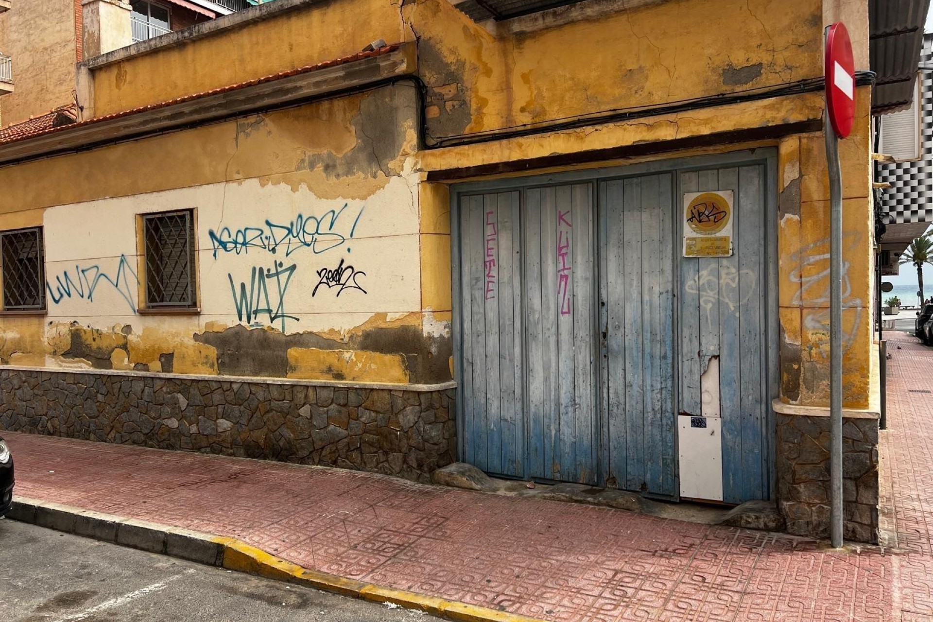 Resale - Grundstück / Land -
Torrevieja - Playa del Cura