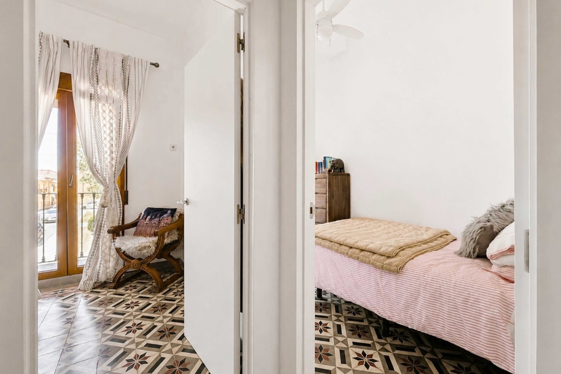 Resale - Herenhuis -
Pinoso