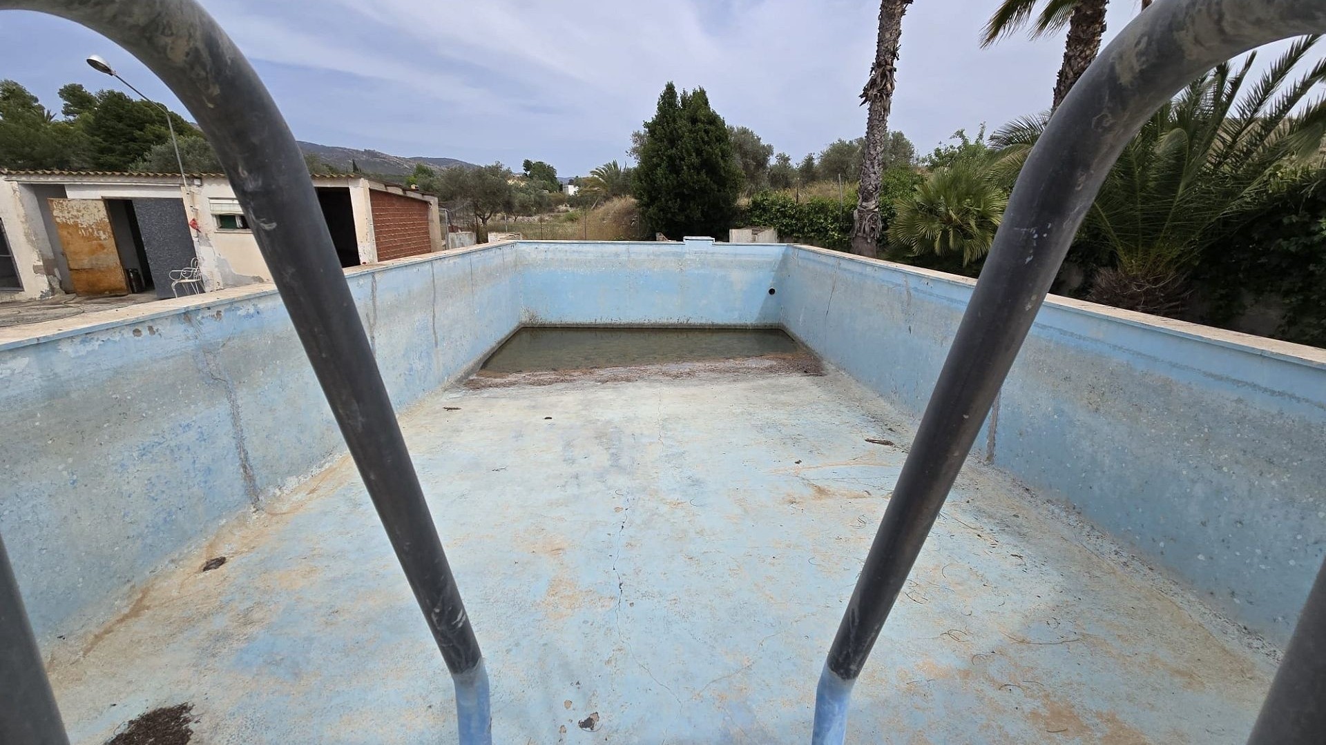 Resale - Investitionsprojekt -
SAX