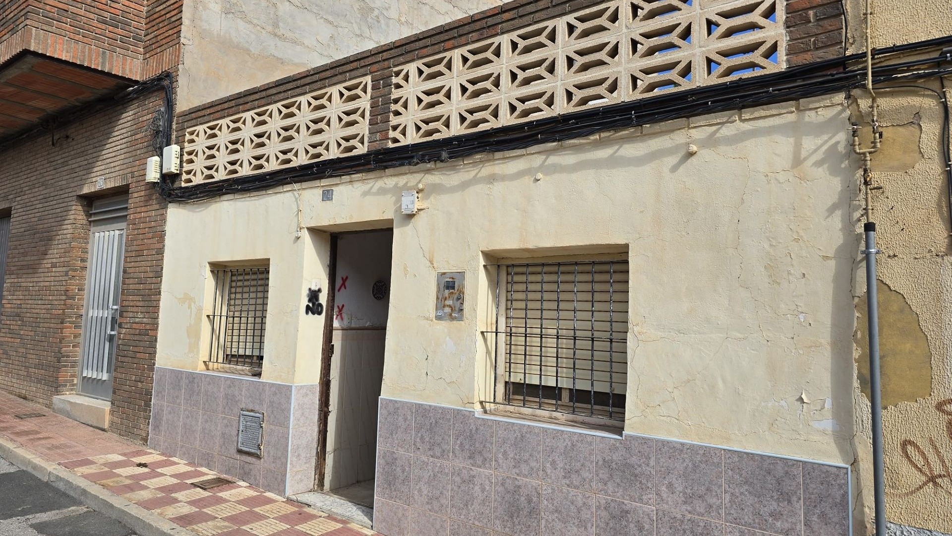 Resale - Investitionsprojekt -
SAX