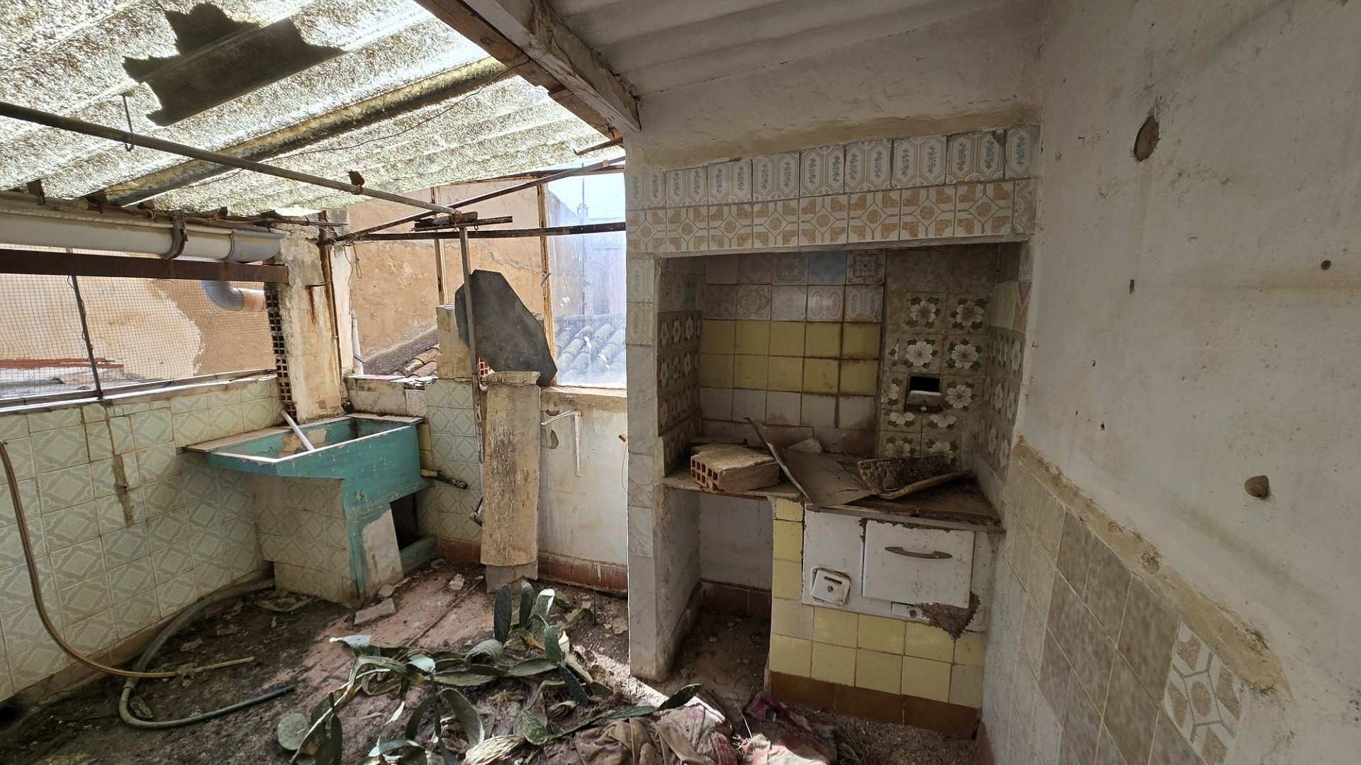 Resale - Investitionsprojekt -
SAX