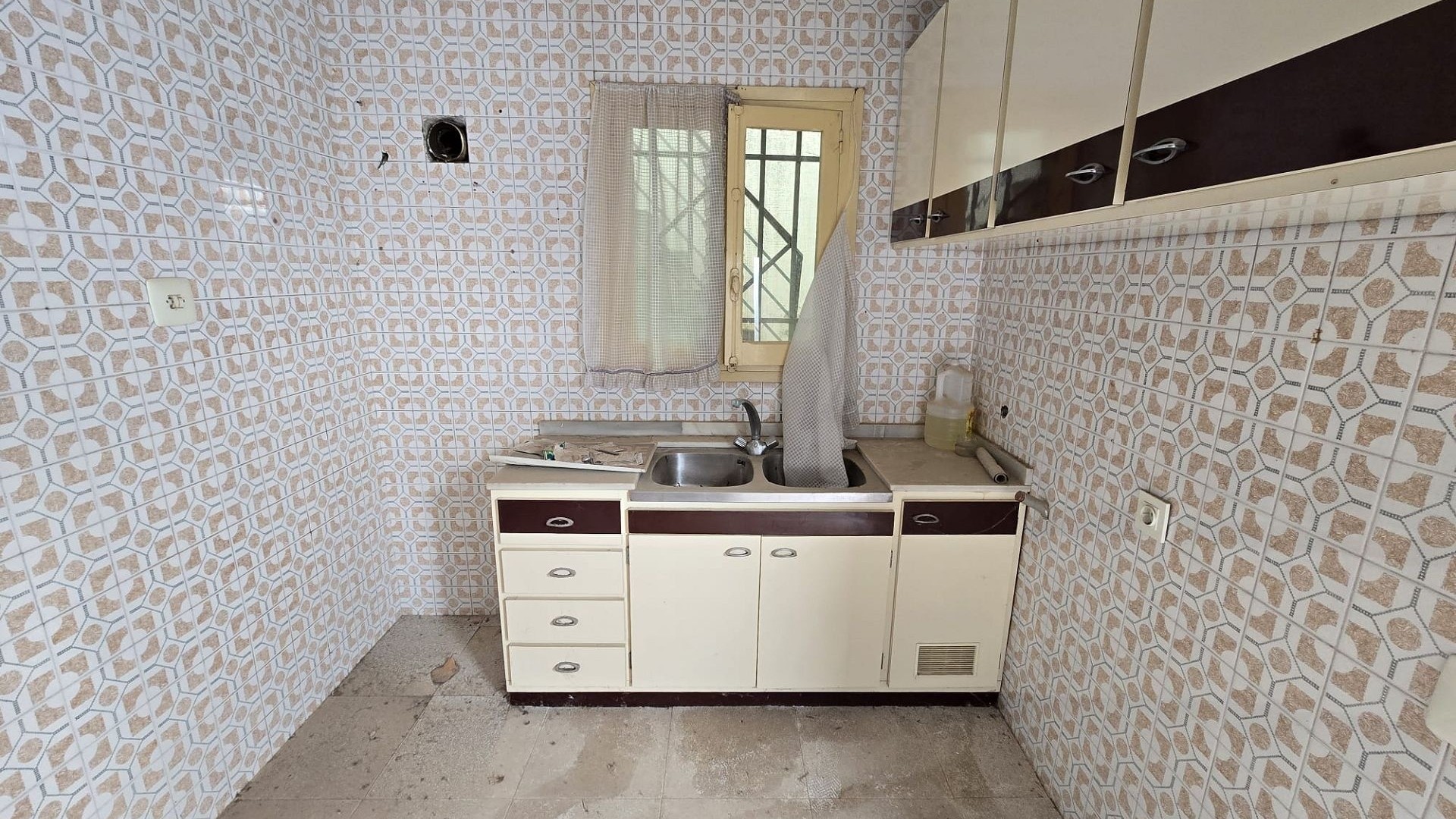 Resale - Investitionsprojekt -
SAX