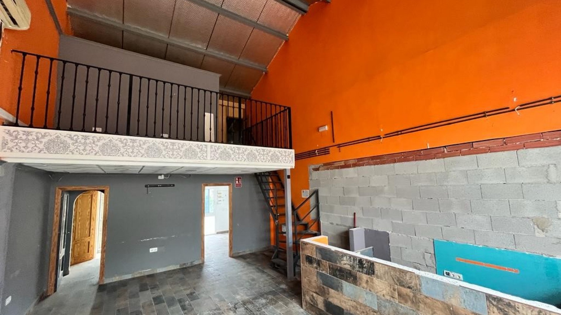 Resale - Kommerziell -
Algorfa - La Finca Golf Resort