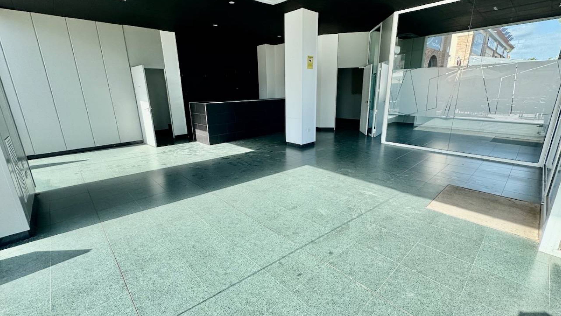 Resale - Kommerziell -
Algorfa - La Finca Golf Resort