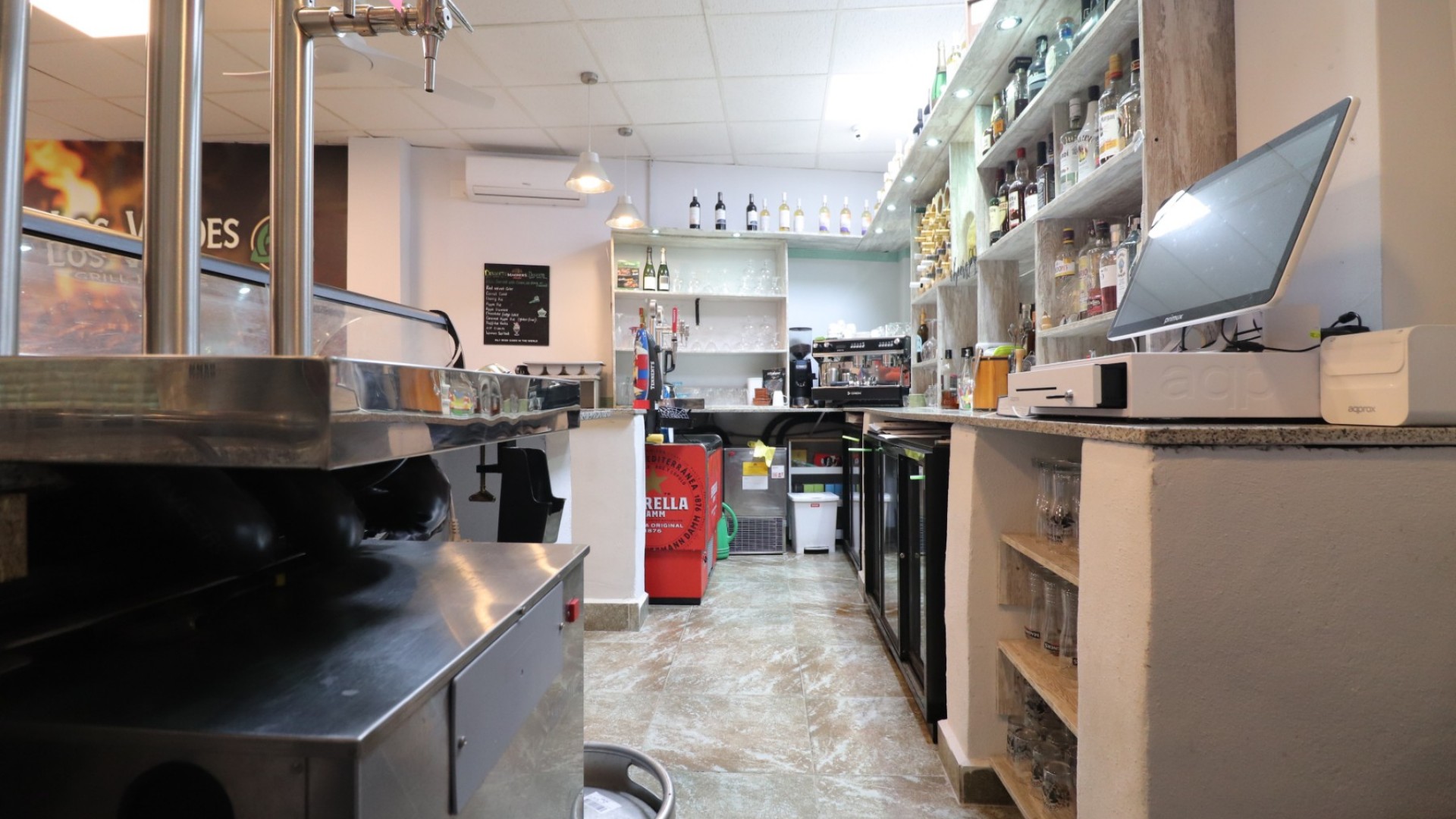 Resale - Kommerziell -
Catral - Catral - Town