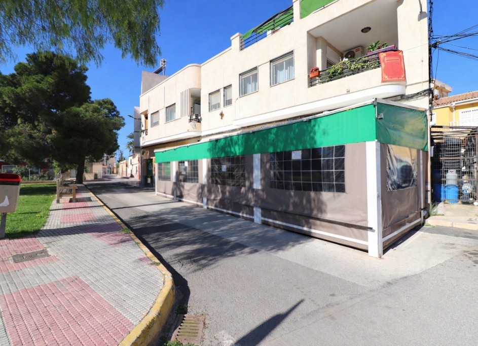 Resale - Kommerziell -
Catral - Catral - Town