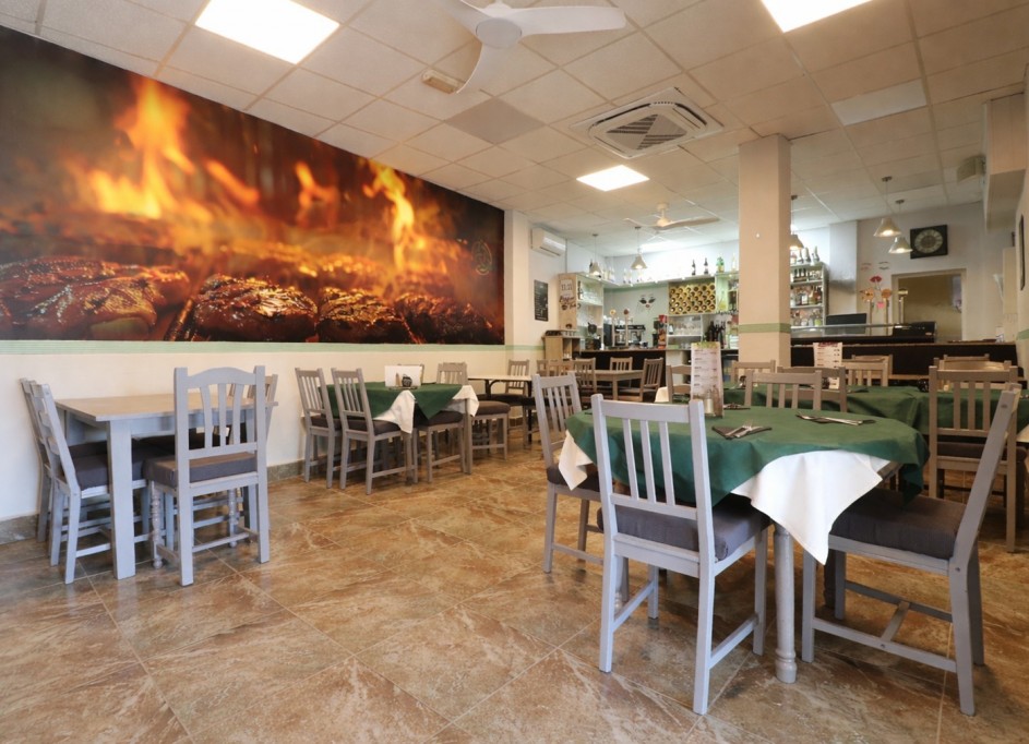 Resale - Kommerziell -
Catral - Catral - Town