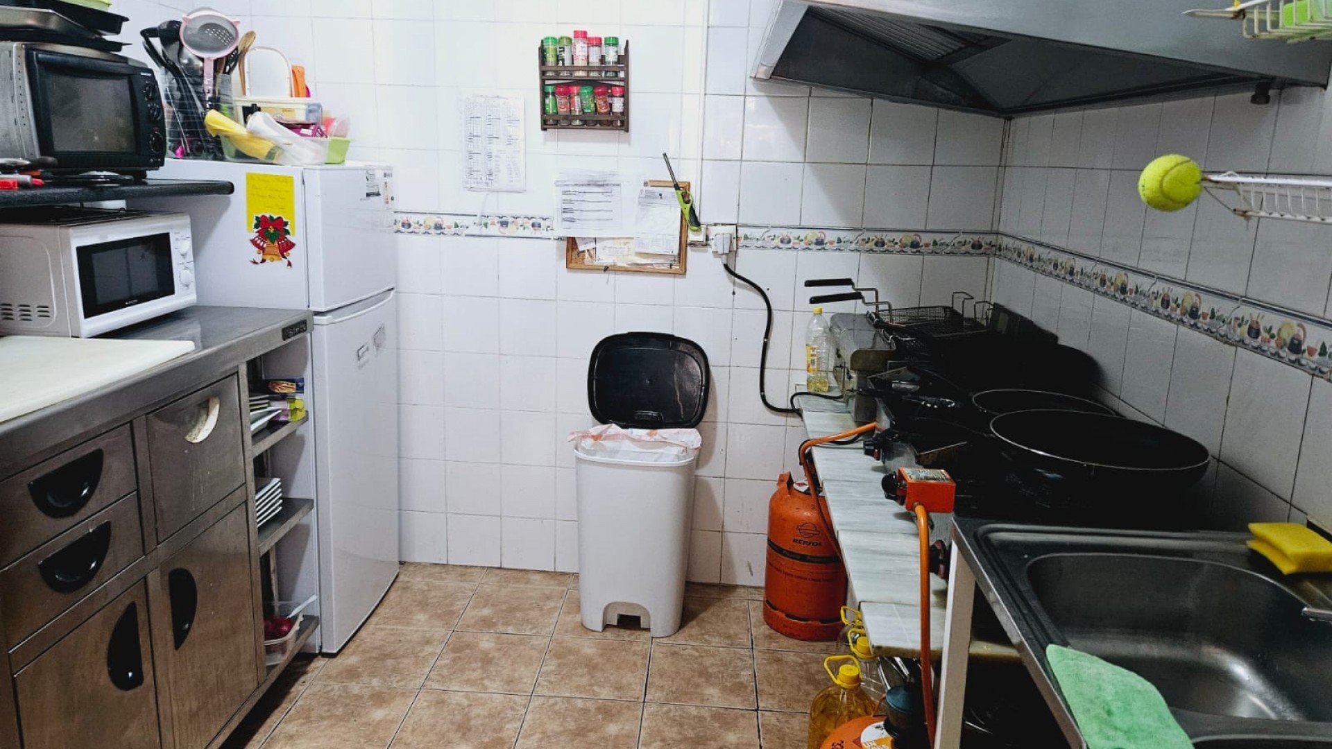 Resale - Kommerziell -
Guardamar del Segura - Center